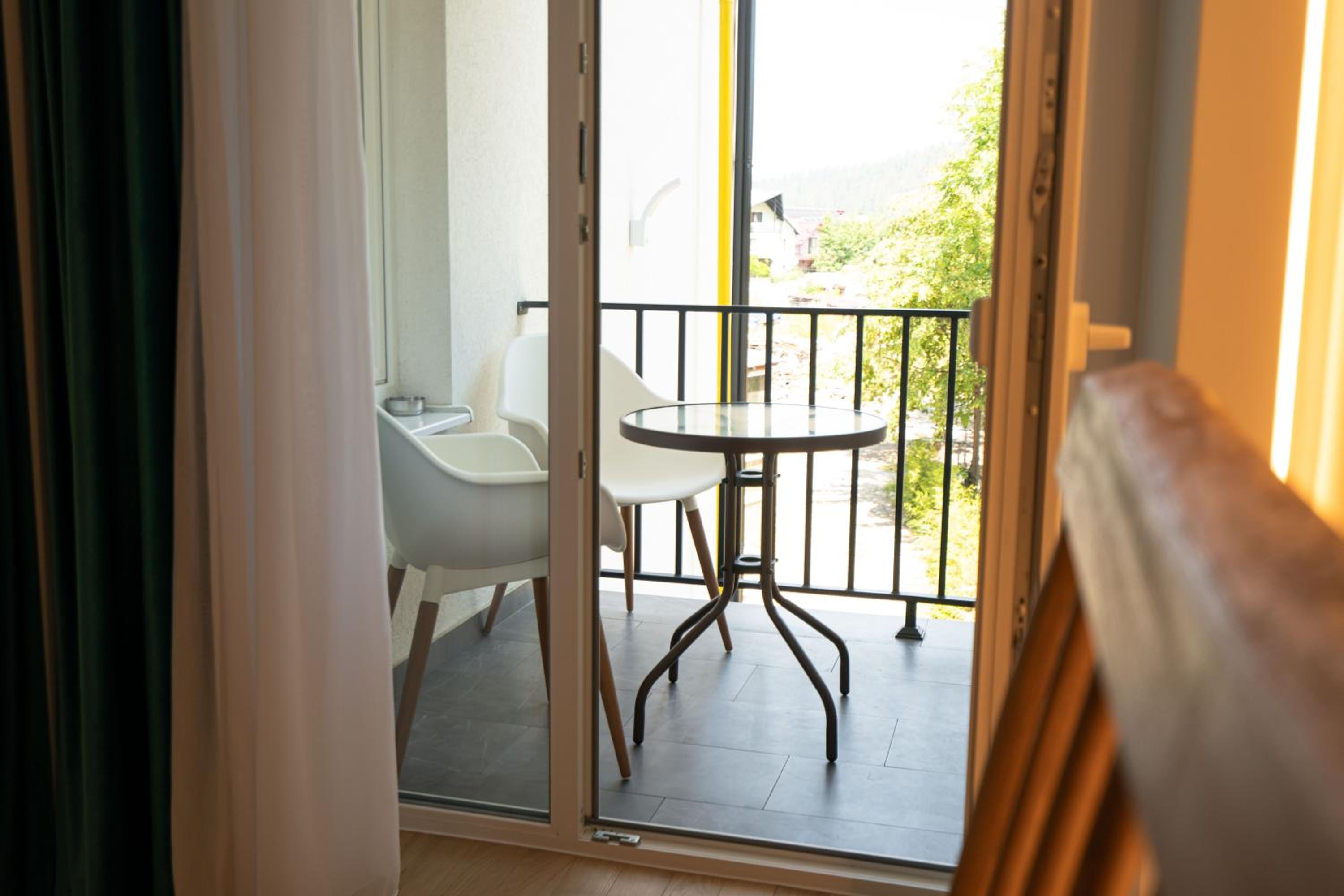 IRYS APARTMENT