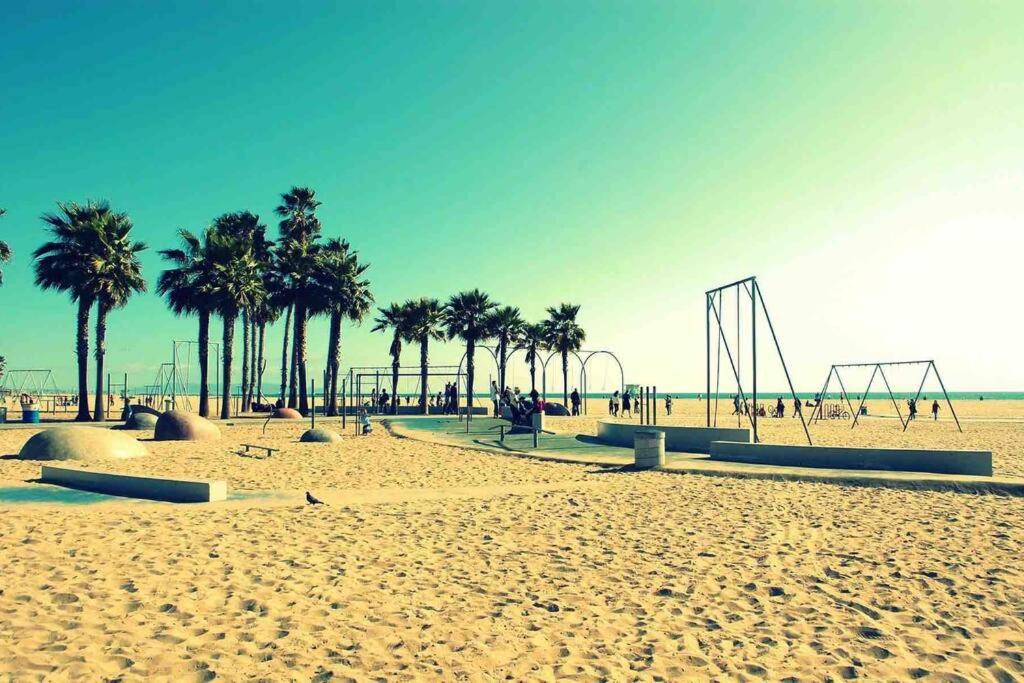 Marina Del Rey Apartment Luxury pool, gym, parking, BBQ