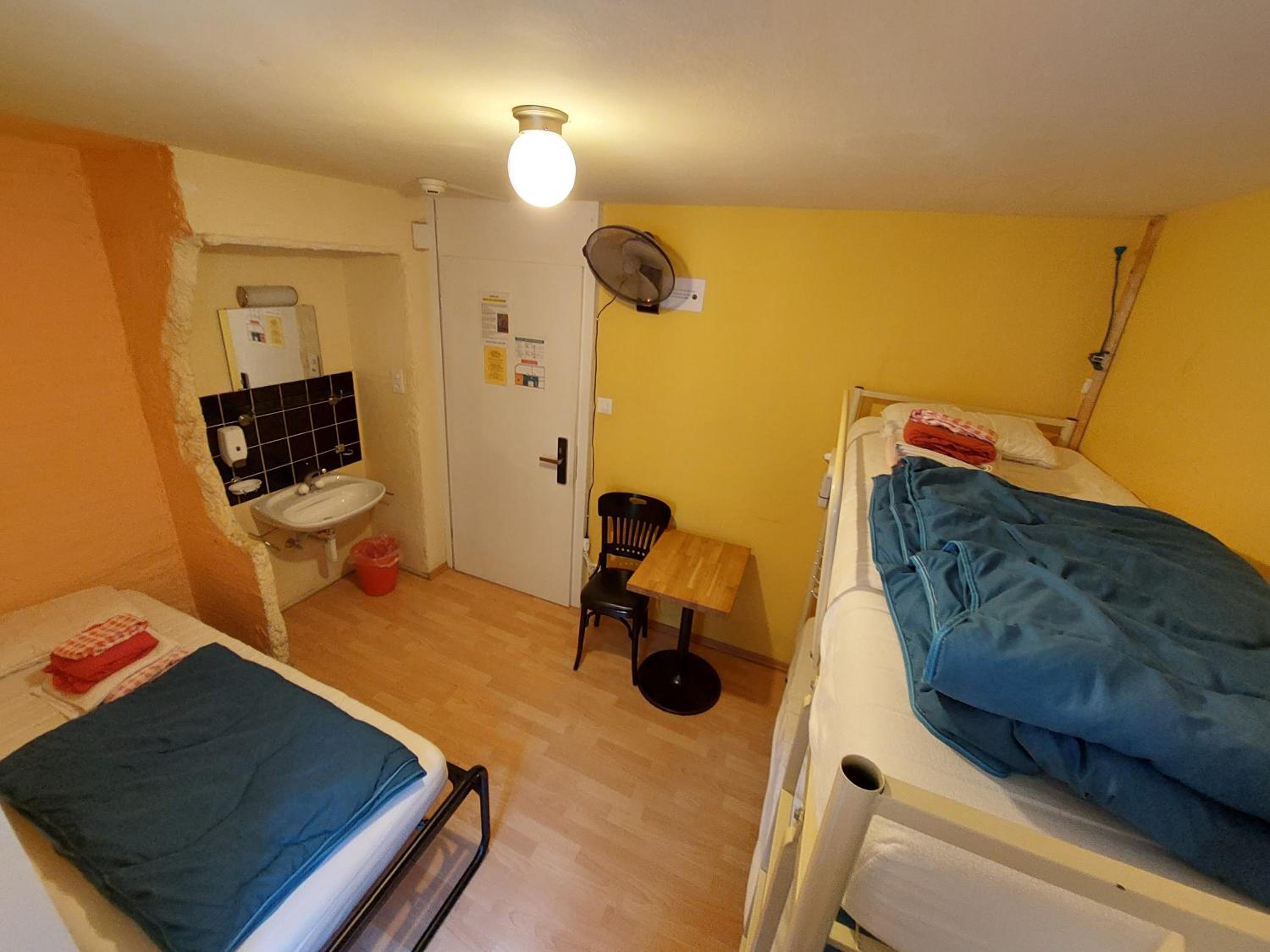 Photo 42