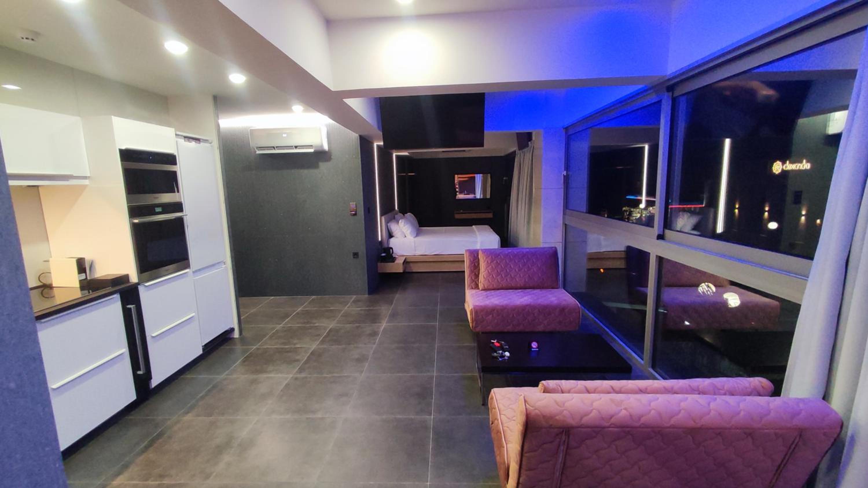 Summertime Signature Suites