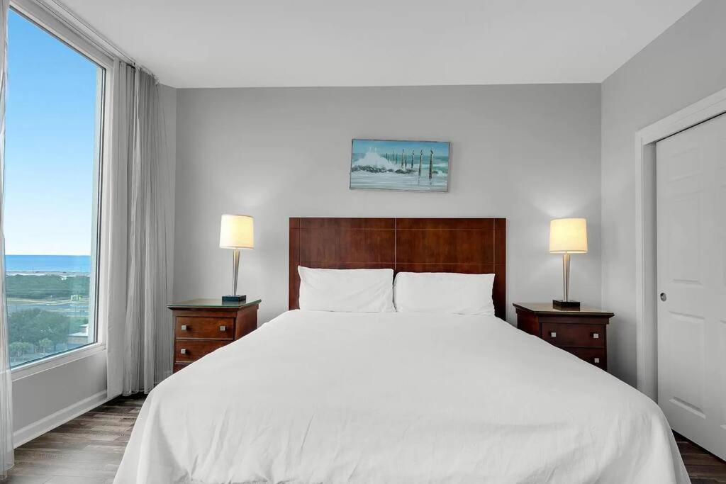 Modern 2-Bedroom Apartment Near Destin Beach view 5