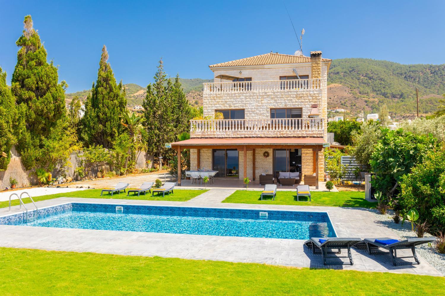 Villa Beach Heaven