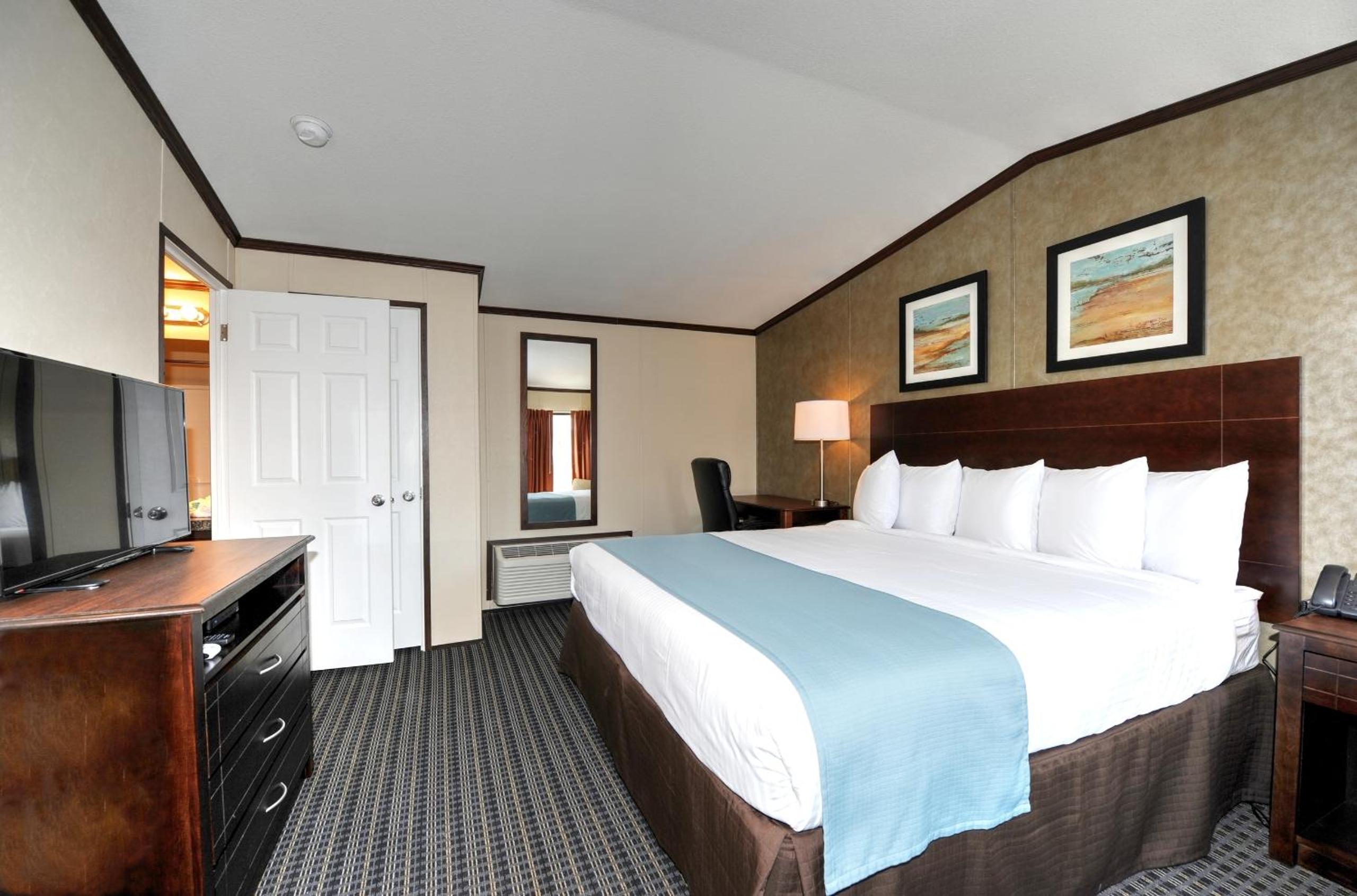 Instalodge Hotel and Suites Karnes City