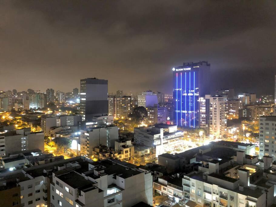 Cozy 2BR near San Isidro and Miraflores view 2