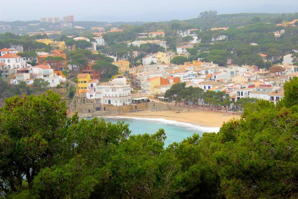 Beach apartment overseeing the sea