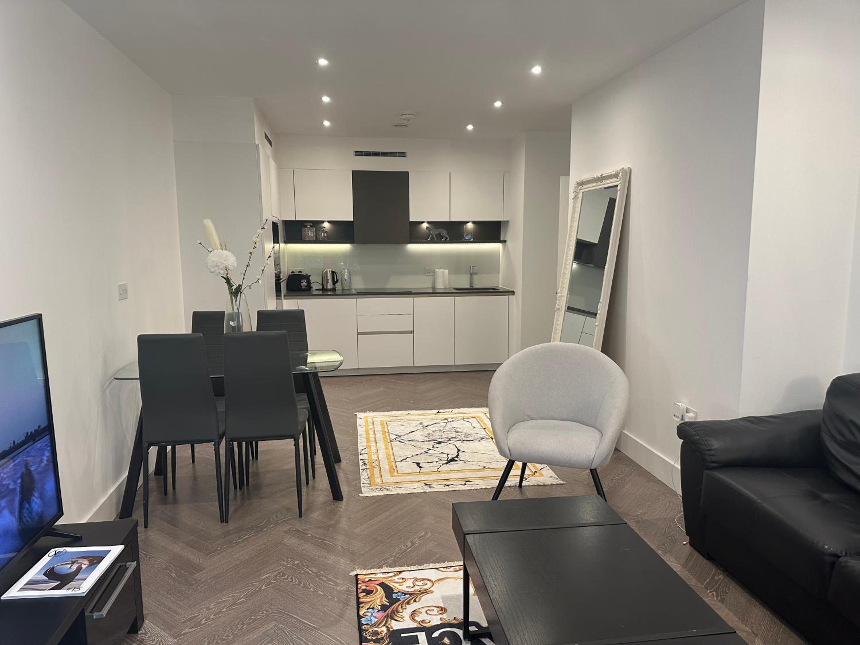 Modern 2 bedroom Flat near King’s cross.