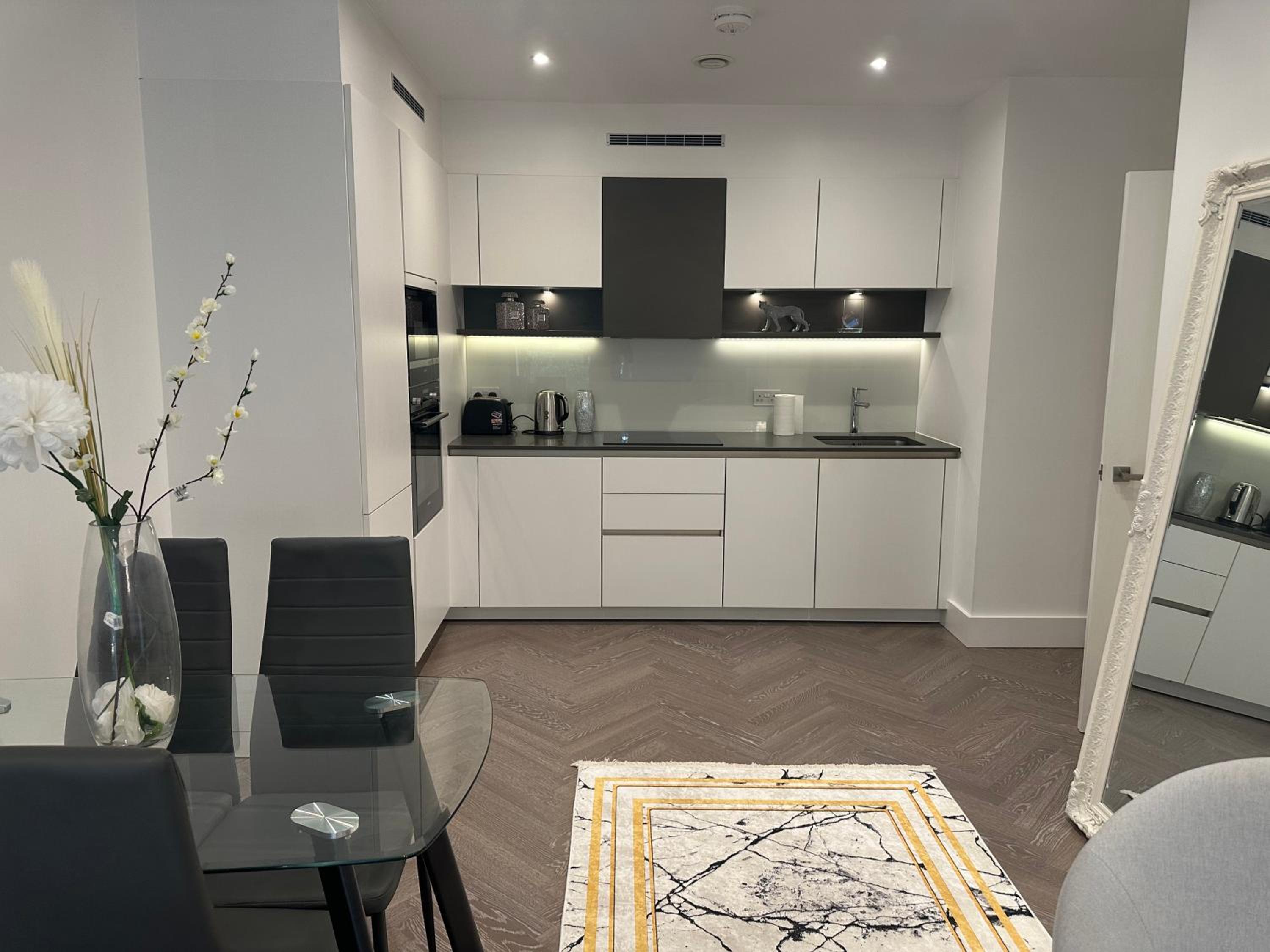 Modern 2 bedroom Flat near King’s cross.