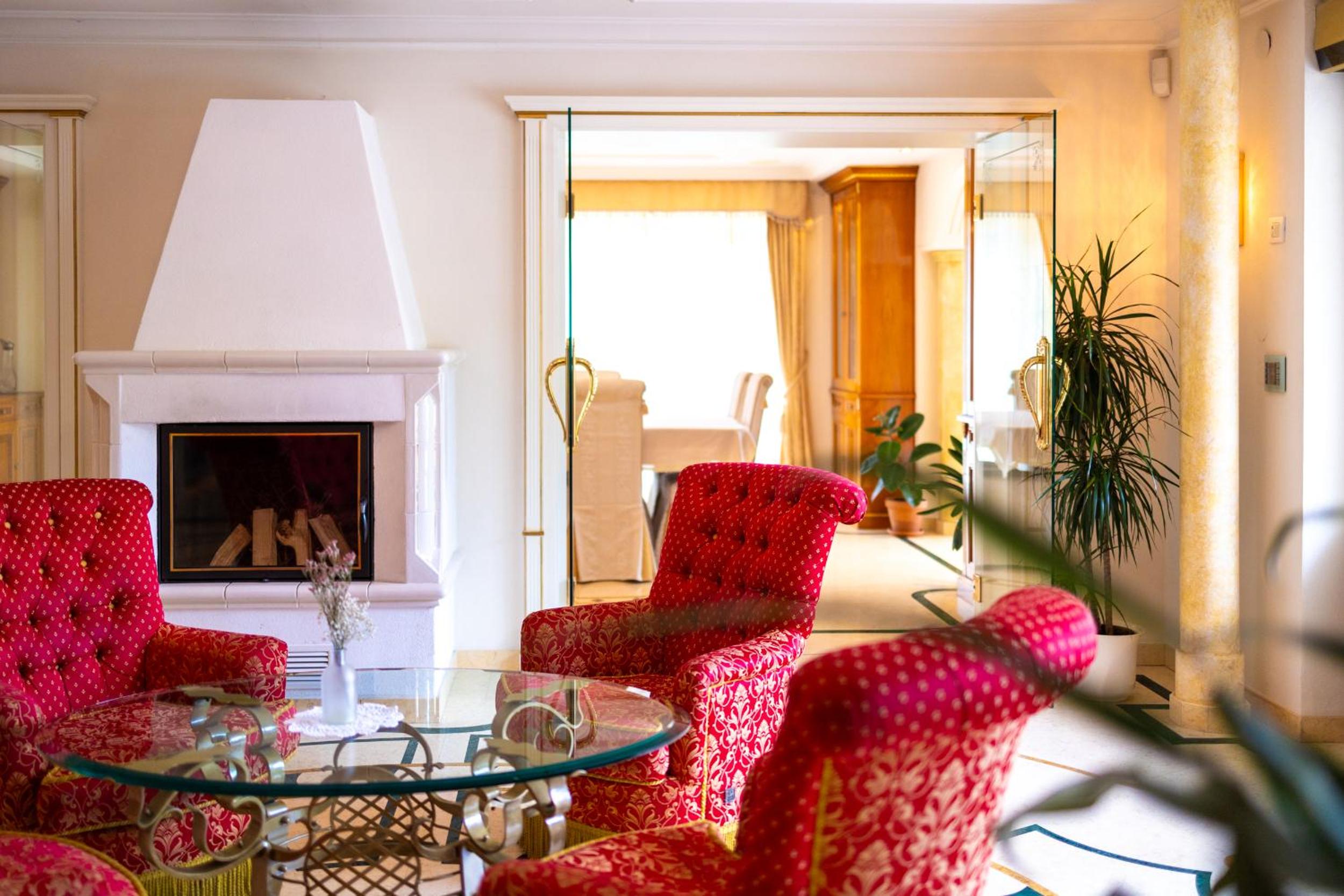 lounge
