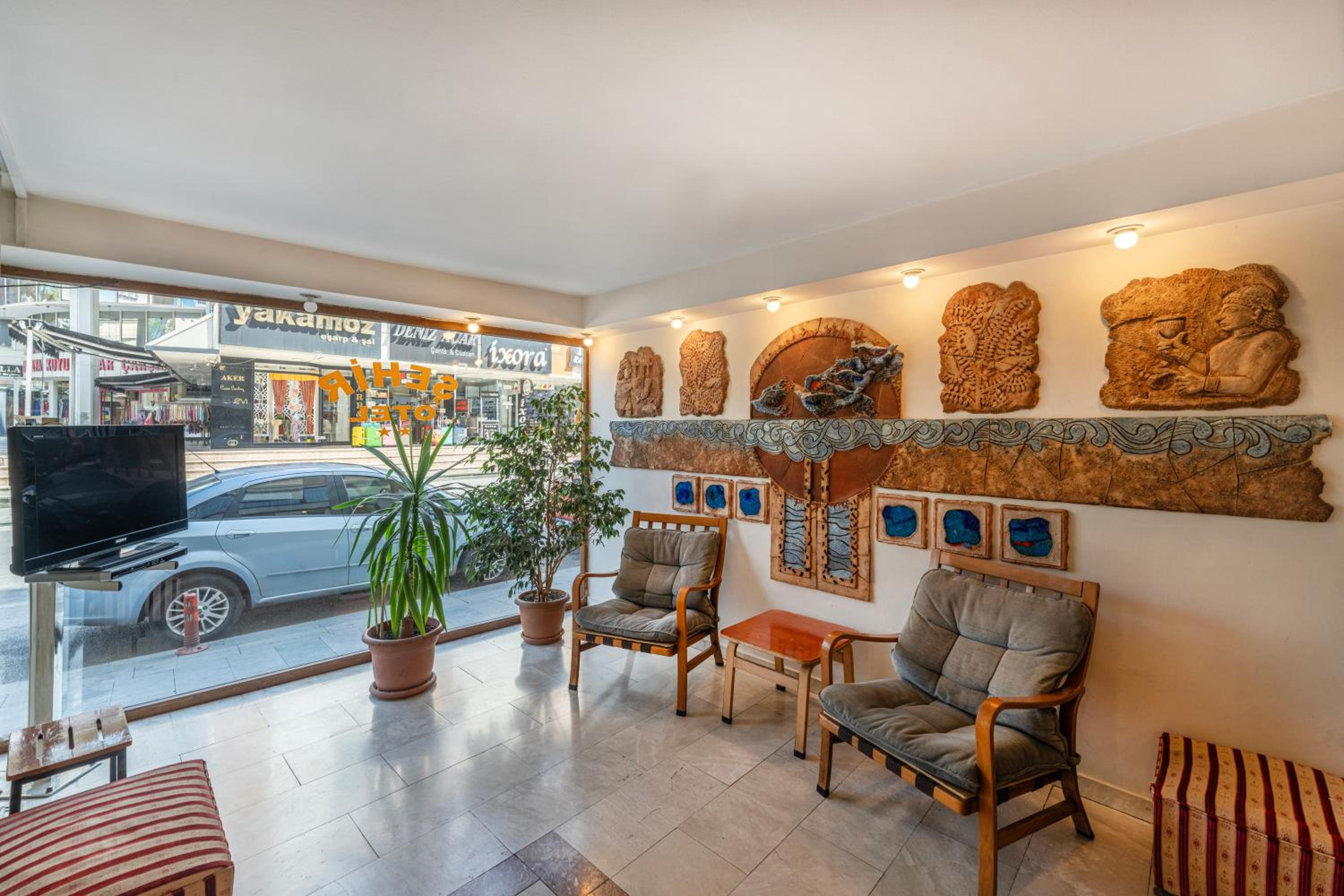 Şehir Hotel