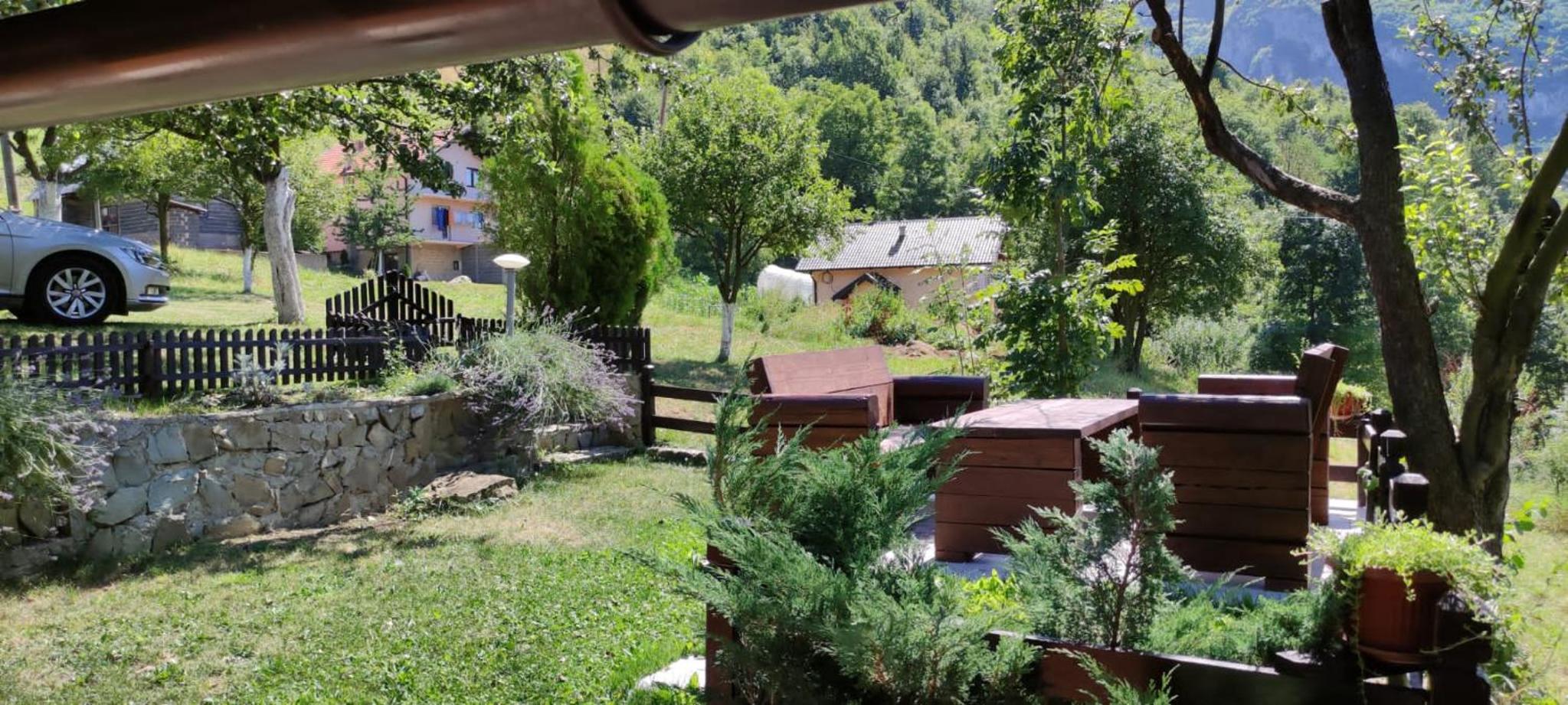Farah House