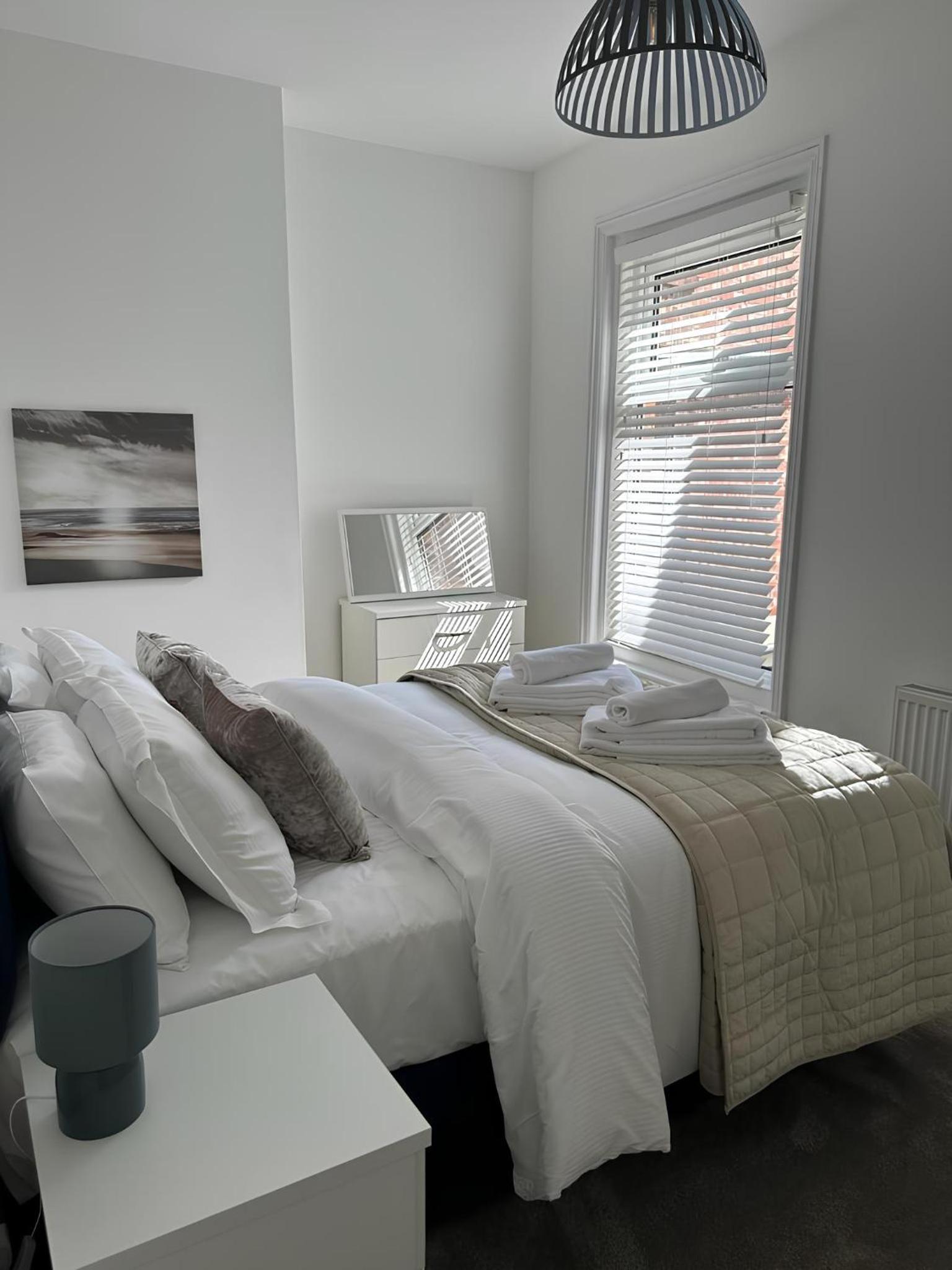 New Sandpiper Apartments
