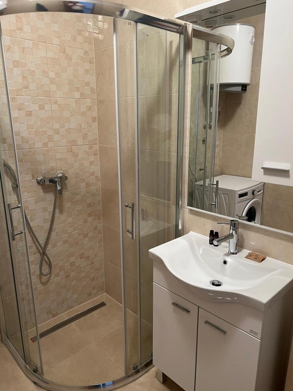 Apartment Ljalja