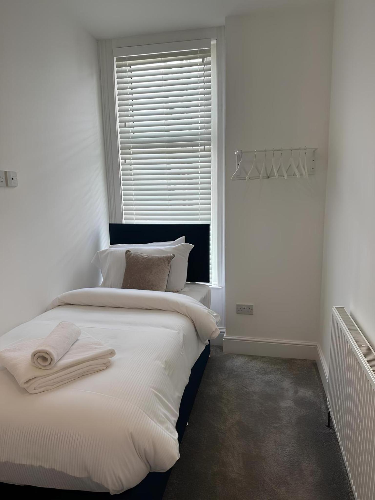 New Sandpiper Apartments