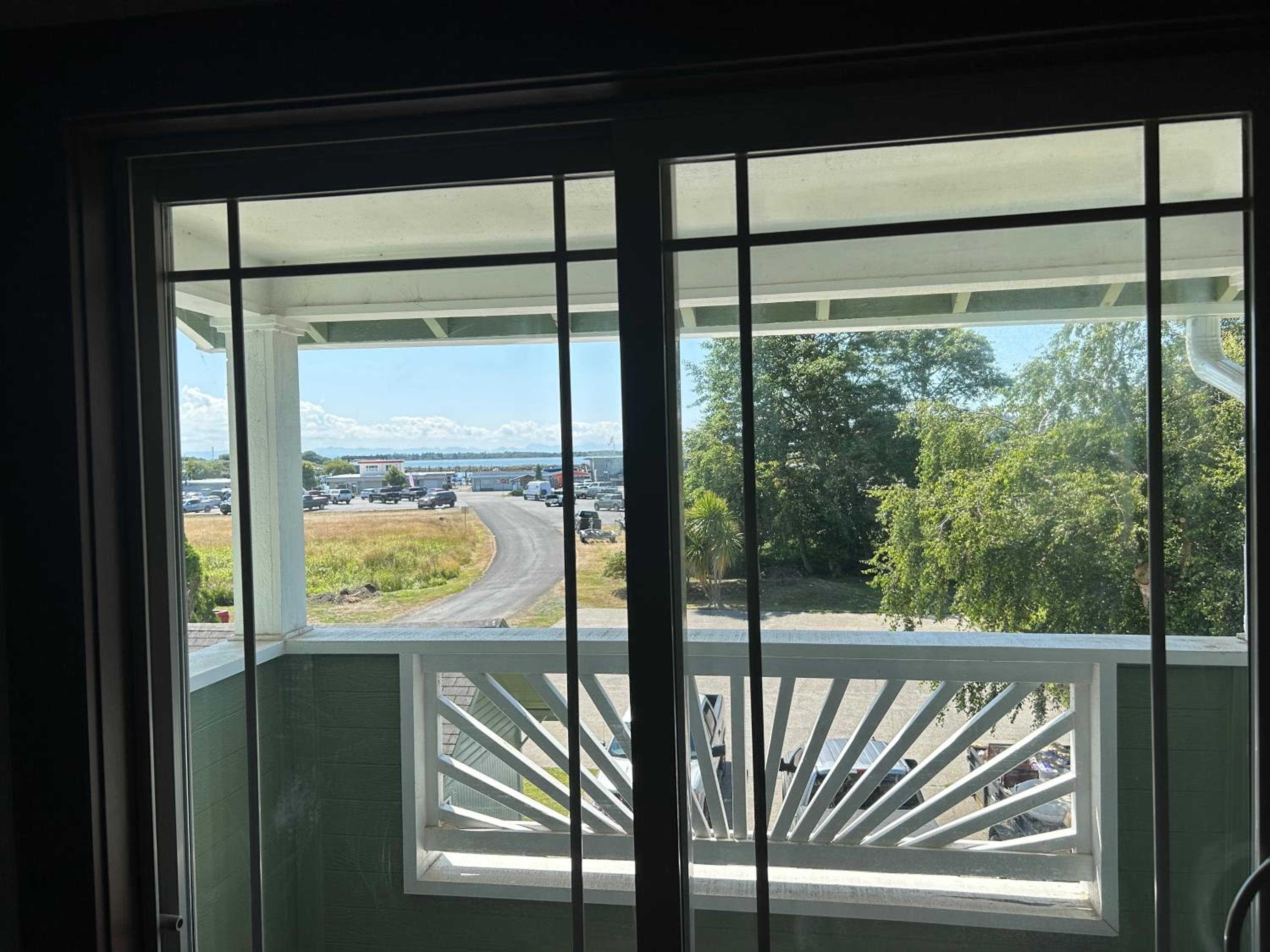 The Pearl Inn Bed and Breakfast view 3