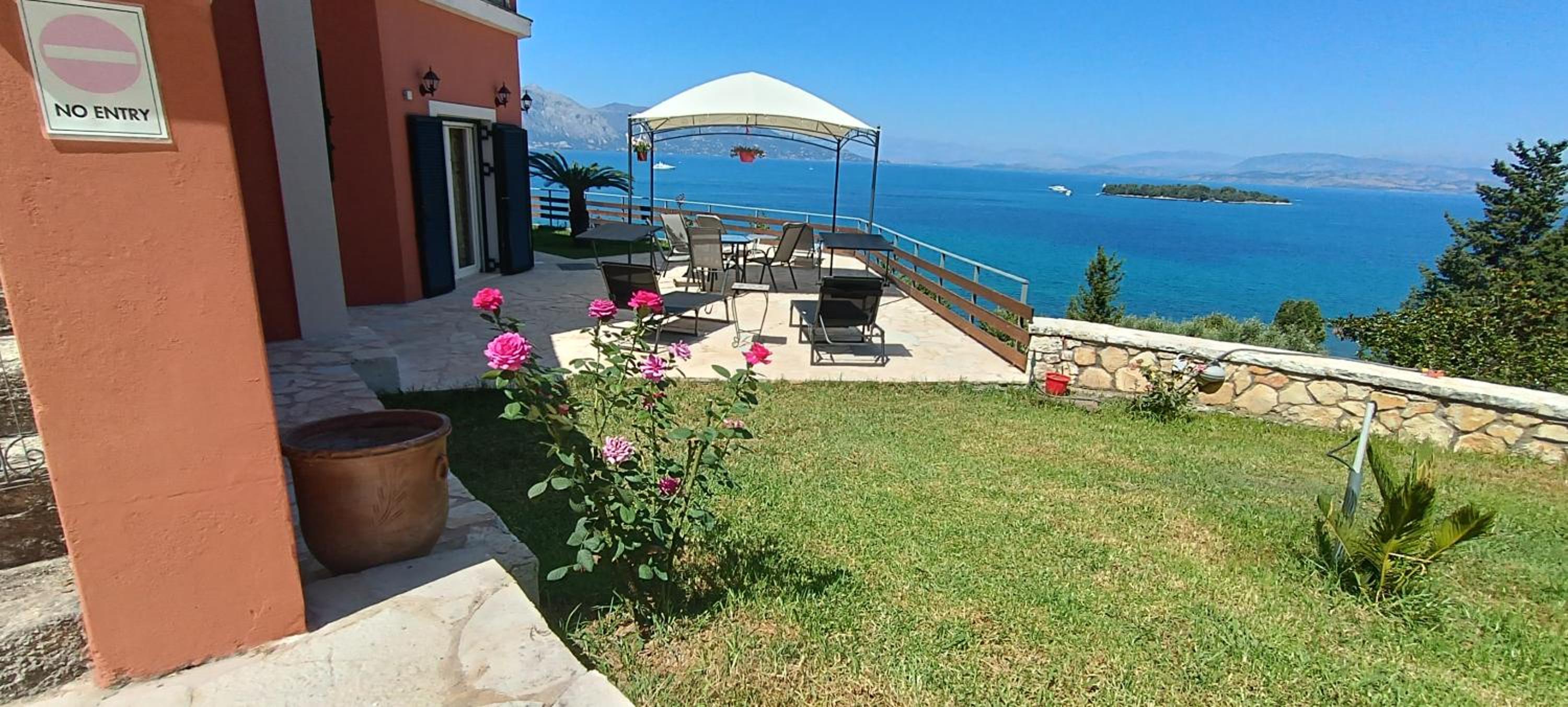 Corfu town 'PANORAMIC VIEW HOUSE' view 2