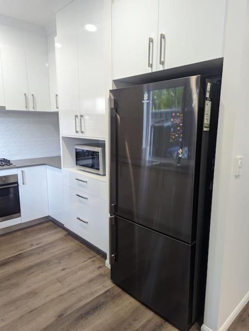 Entire House near Brisbane City 2Beds