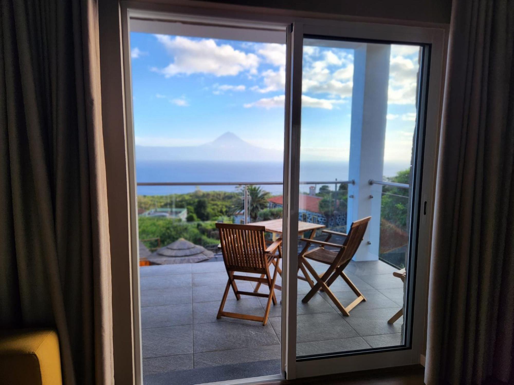 Rosegarden View