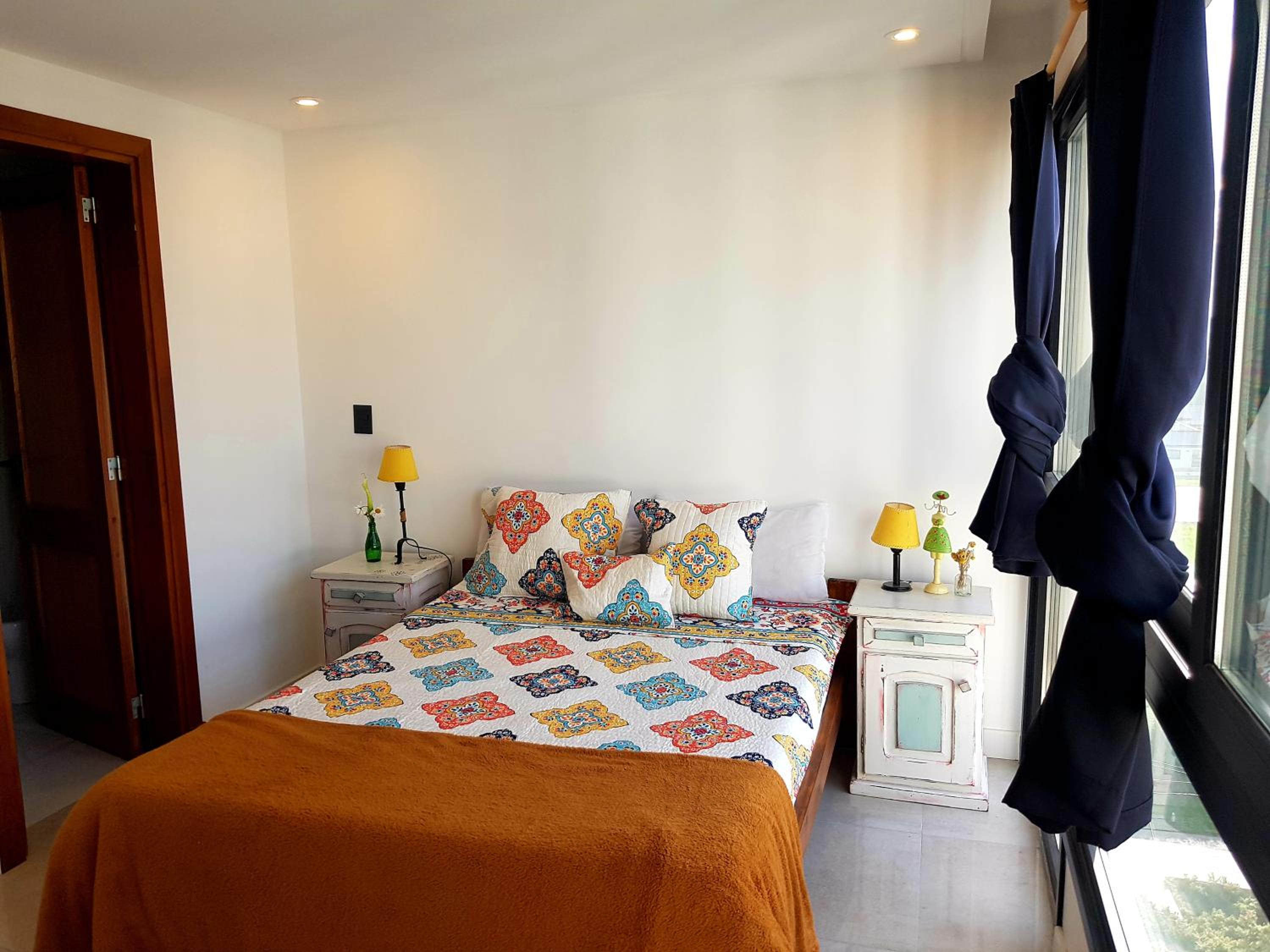 Semipiso Casaverde,con doble vista al mar, frente a la playa!con cochera y balcón terraza