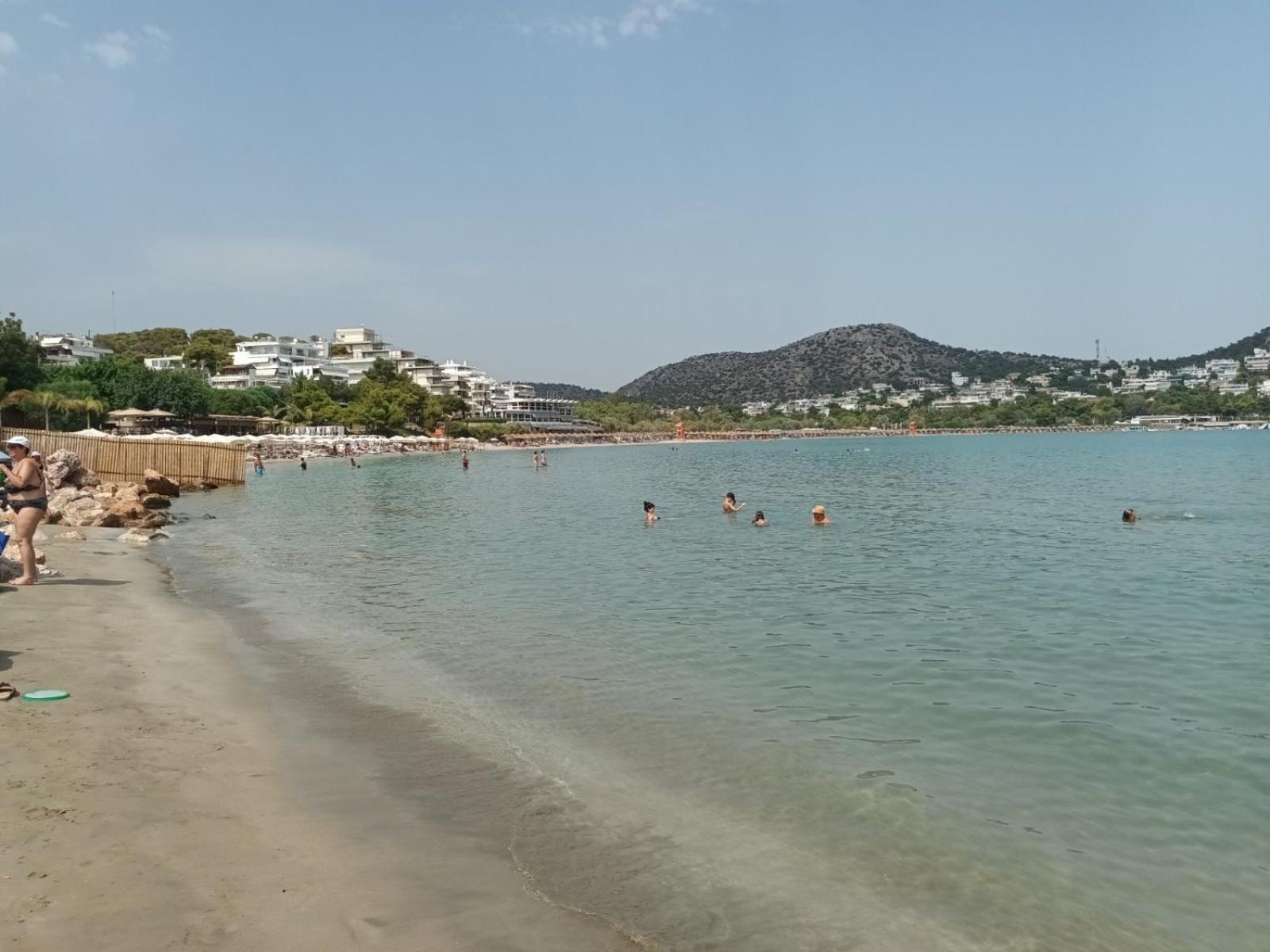 VOULIAGMENI RIVIERA center between Beach and Lake