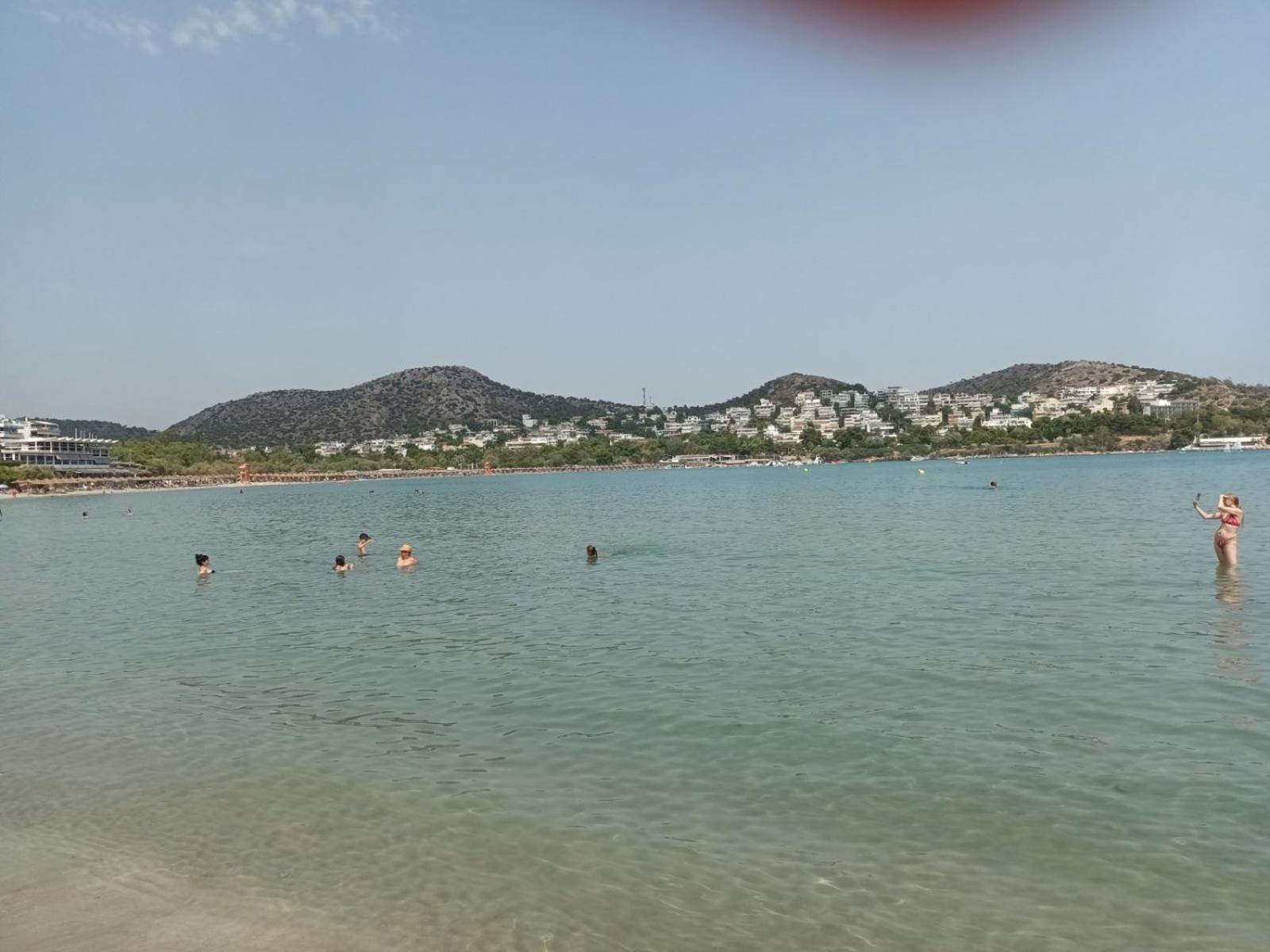 VOULIAGMENI RIVIERA center between Beach and Lake