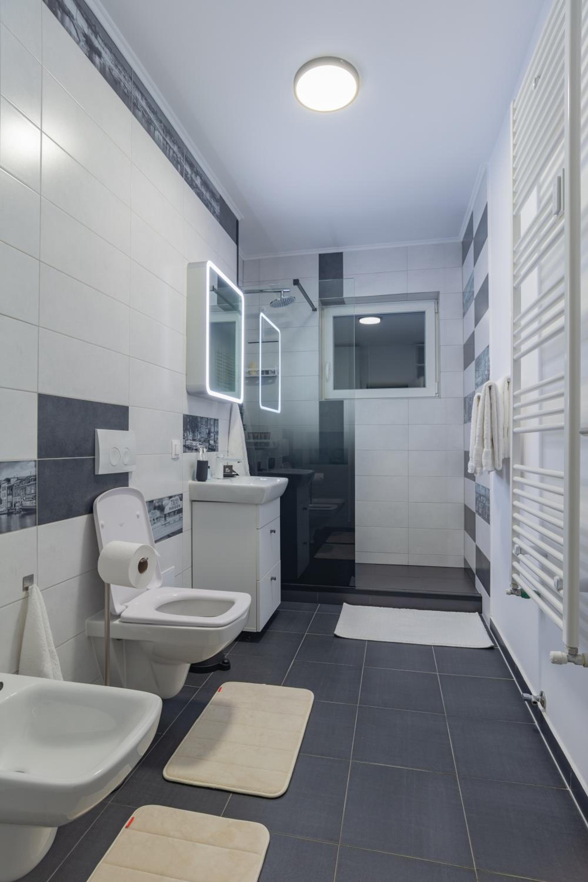 Amazing Condo in Brașov by Valentino - Free Garage Parking view 2