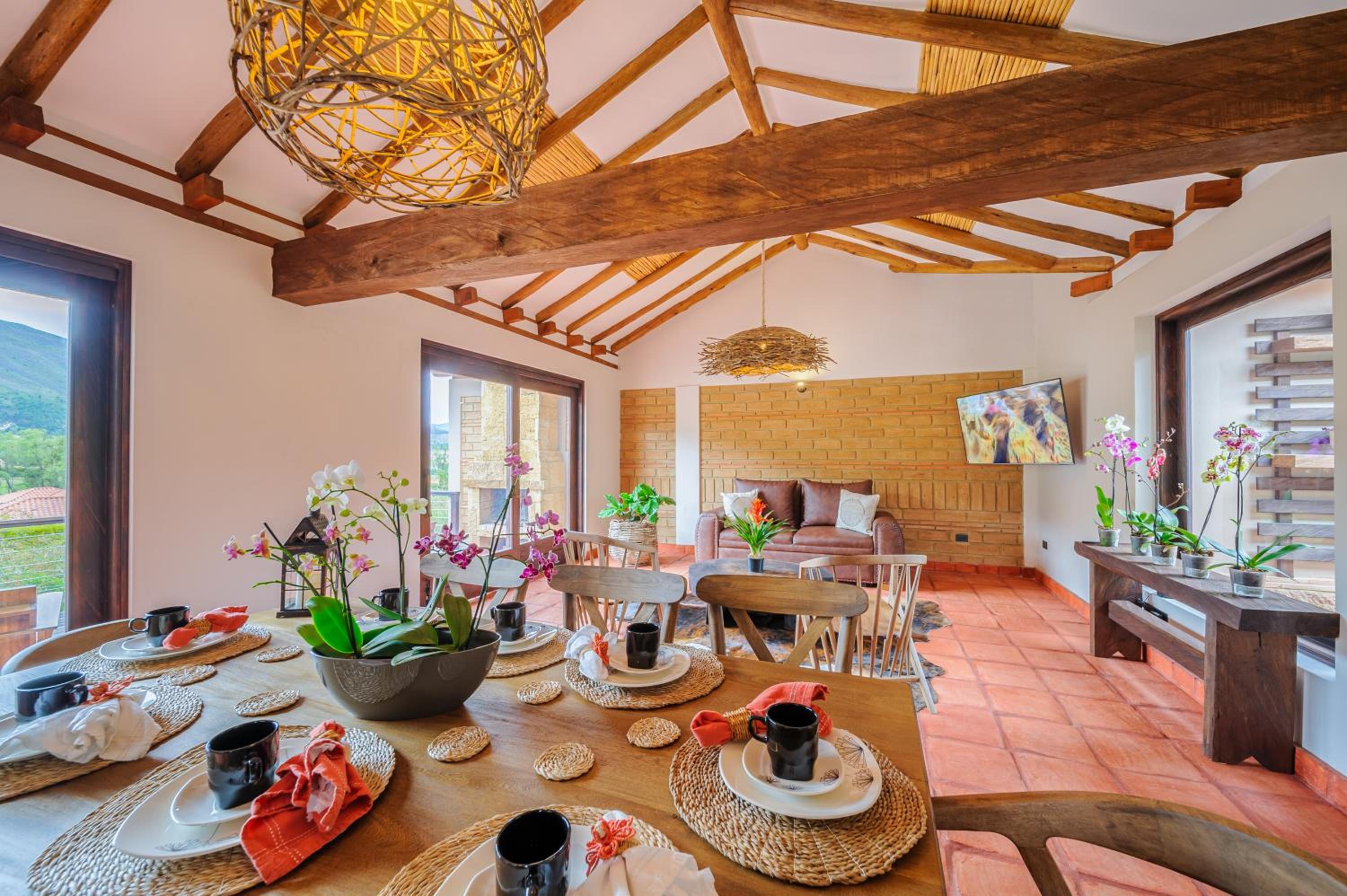 Casa Bugambilia