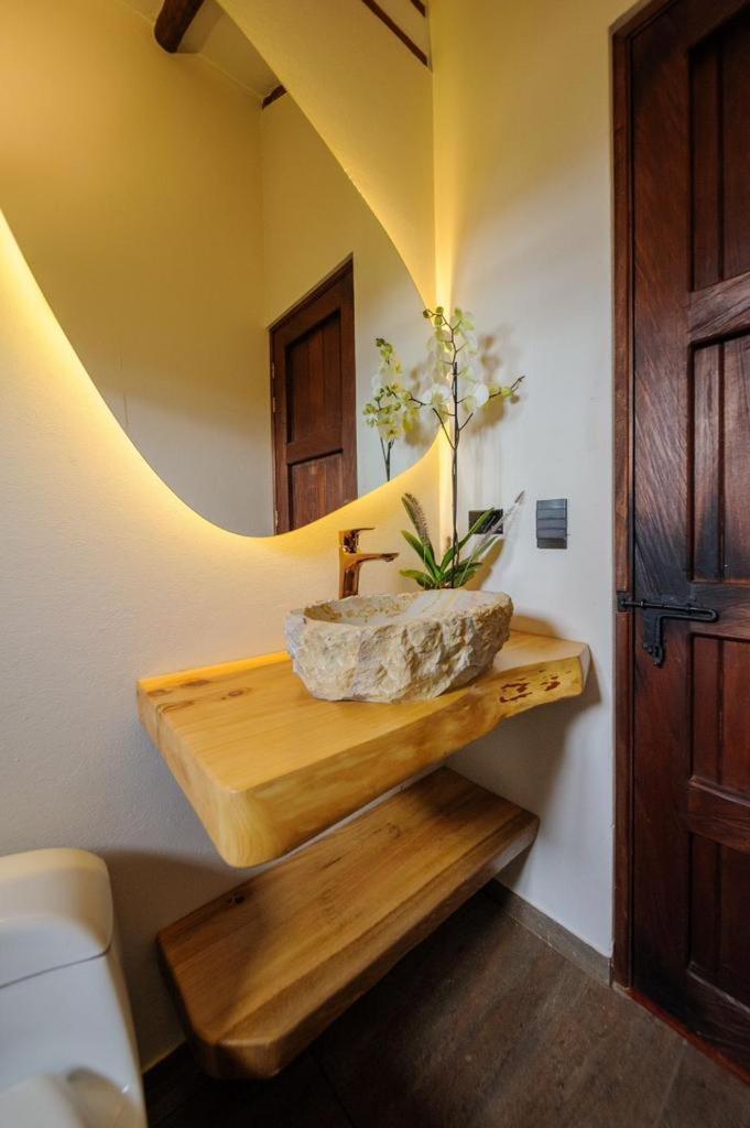 Casa Bugambilia