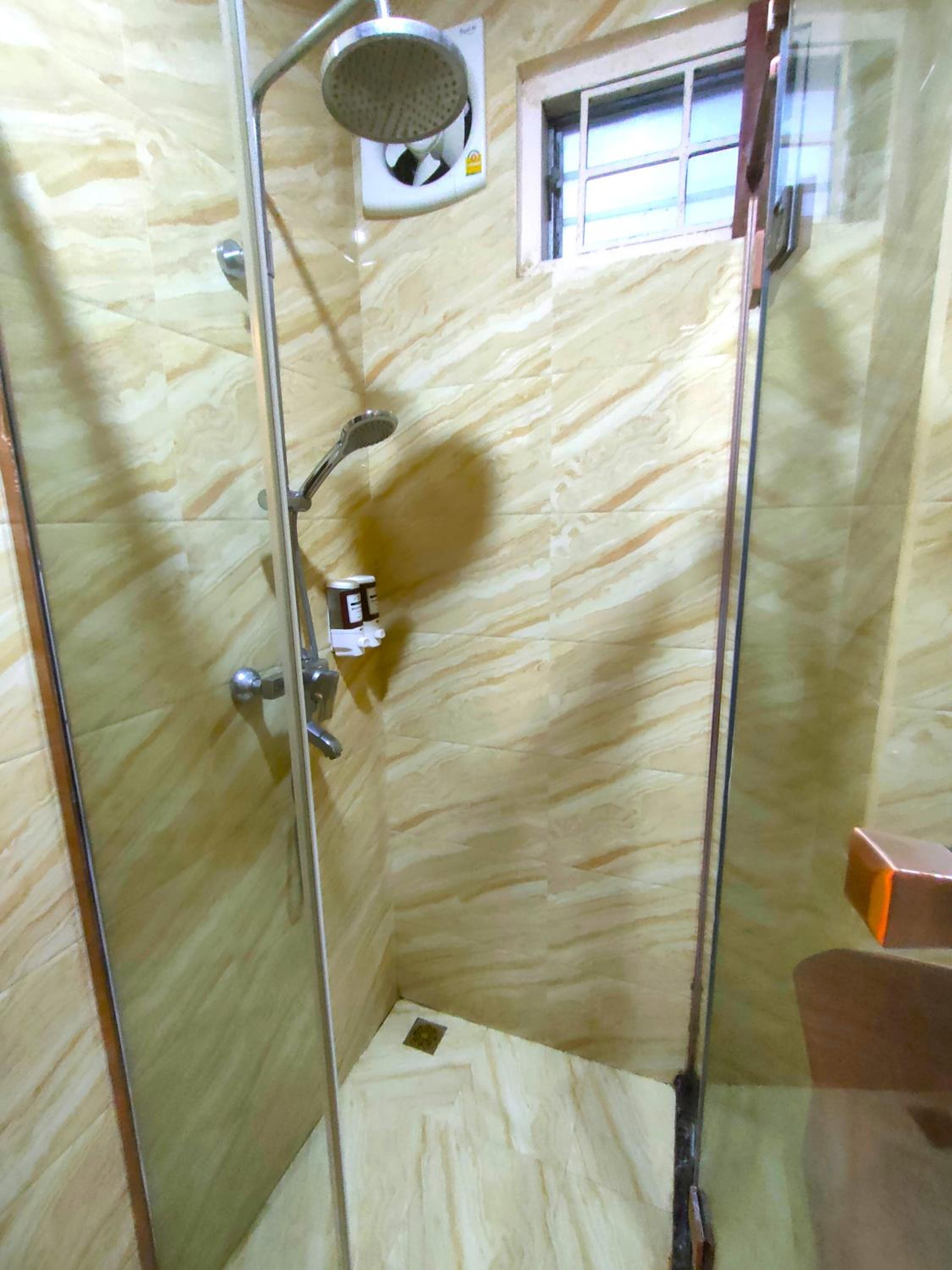 Photo 56