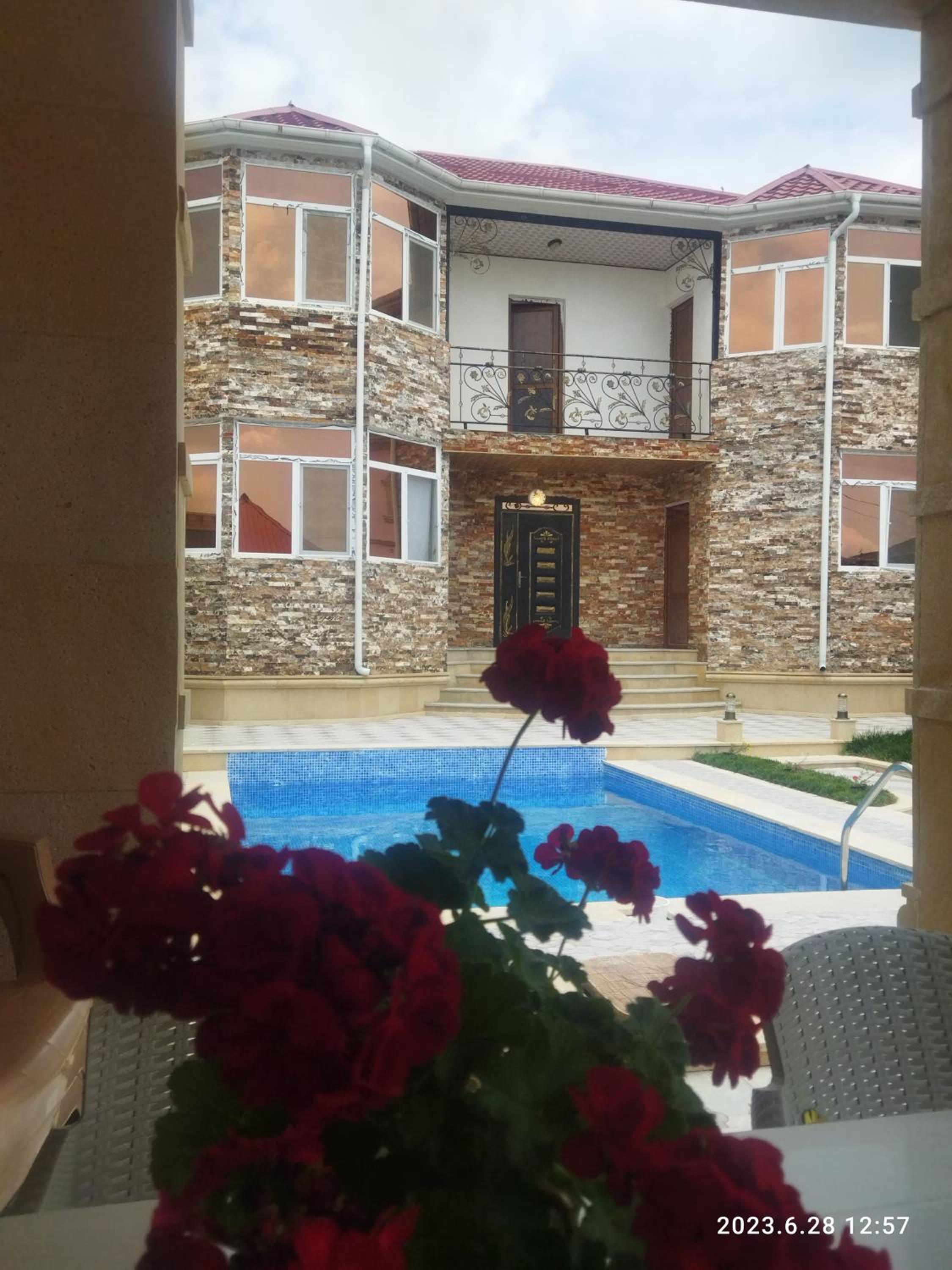 Golden Villa