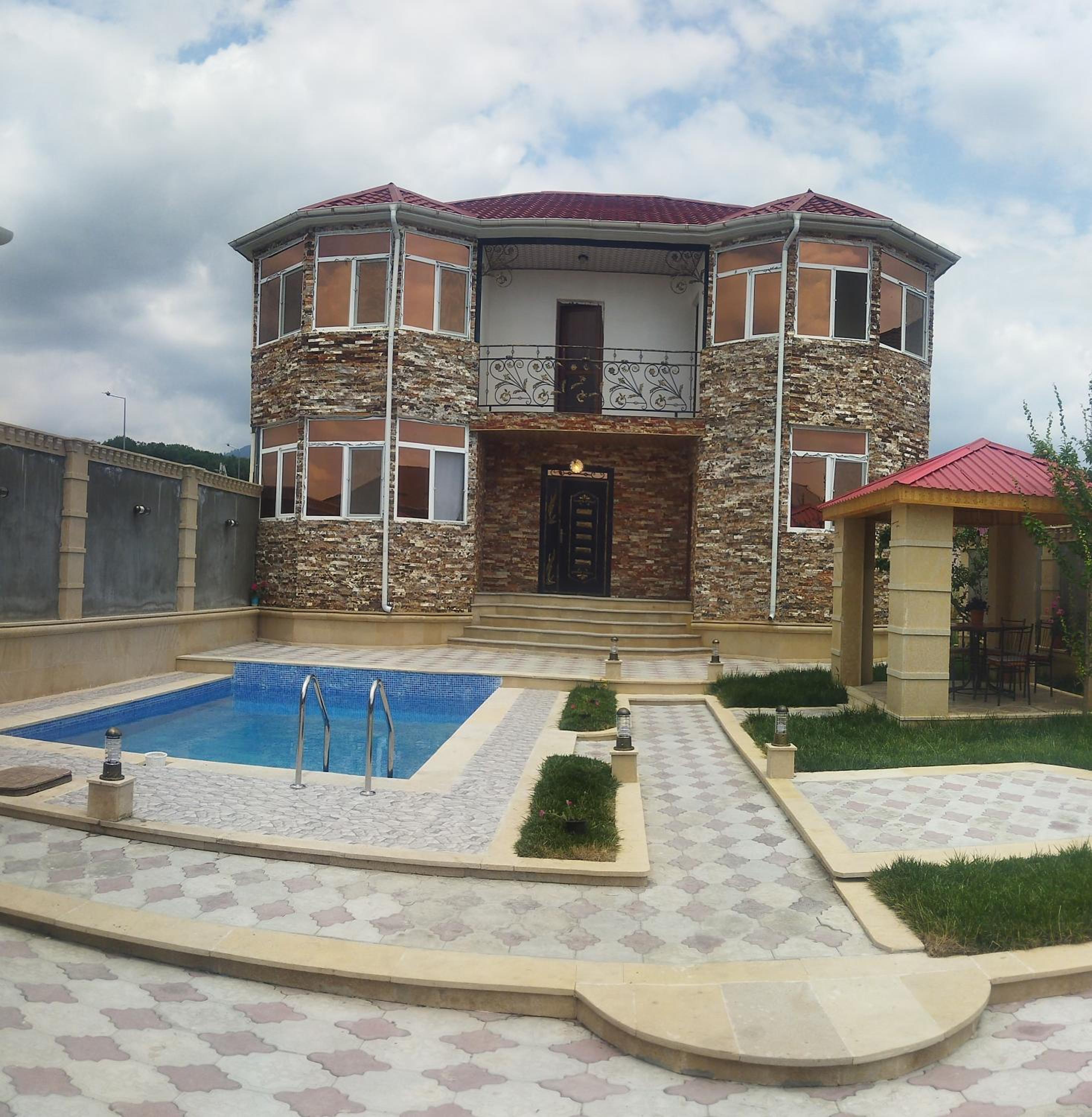 Golden Villa