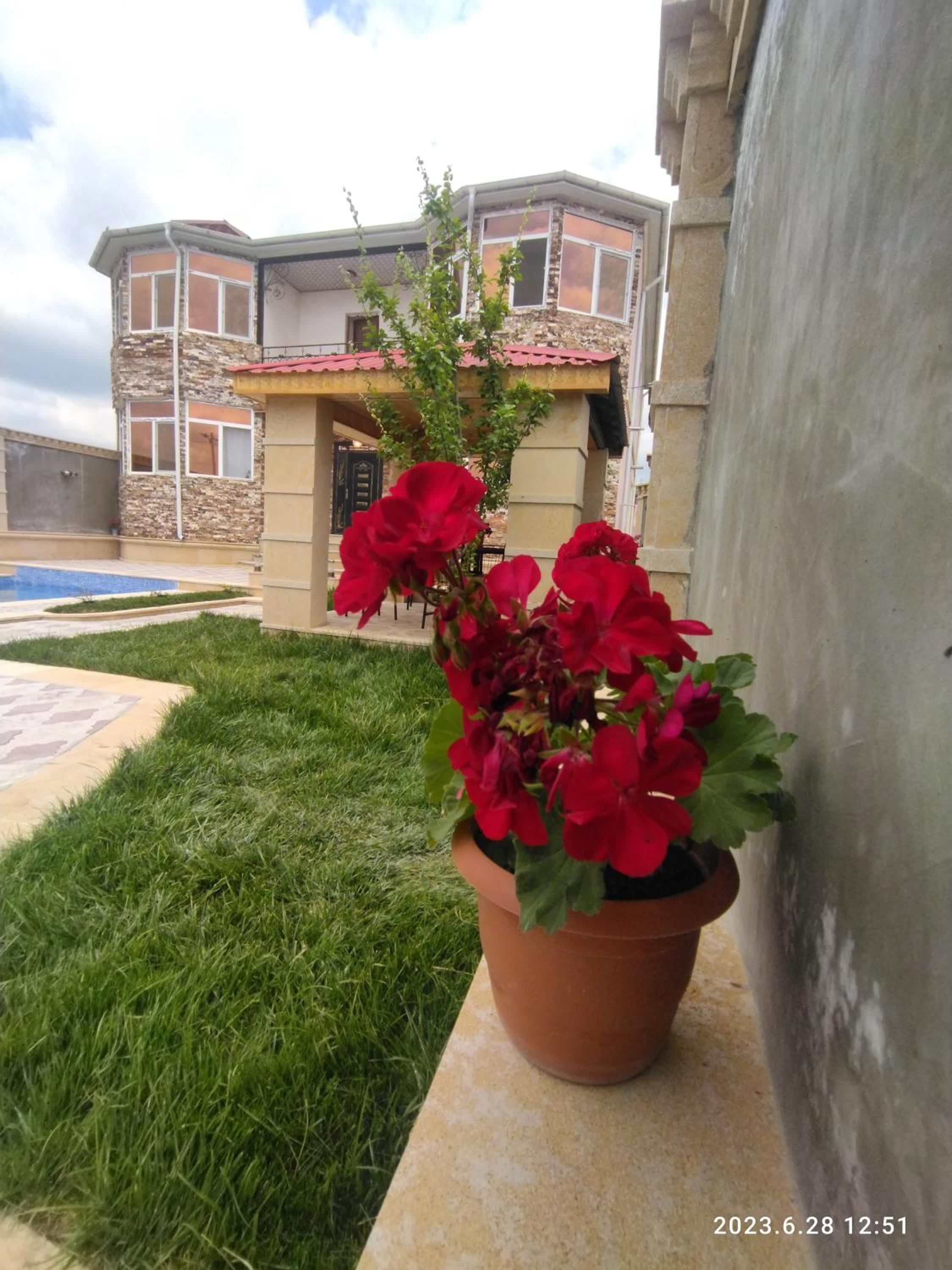 Golden Villa