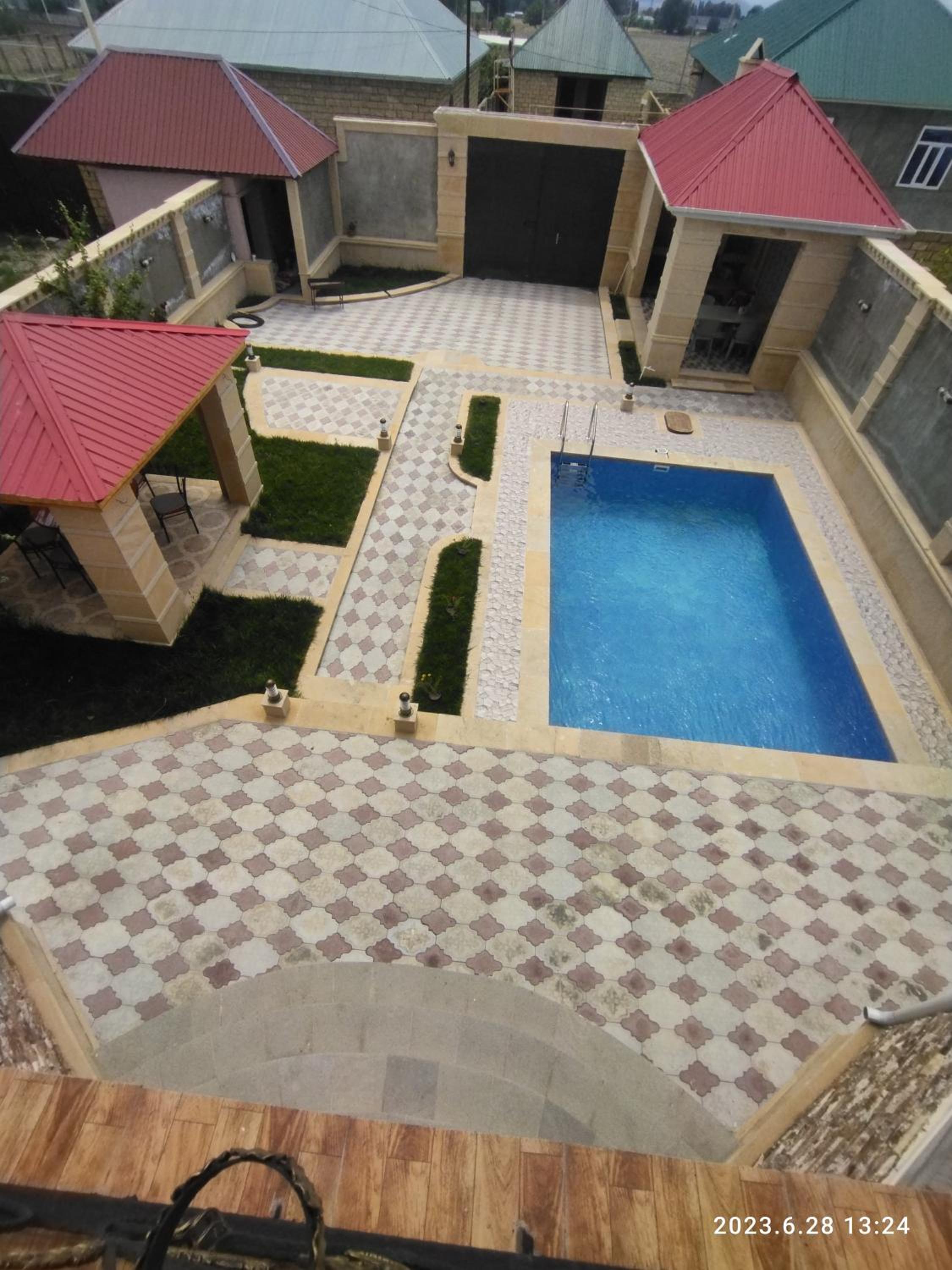 Golden Villa