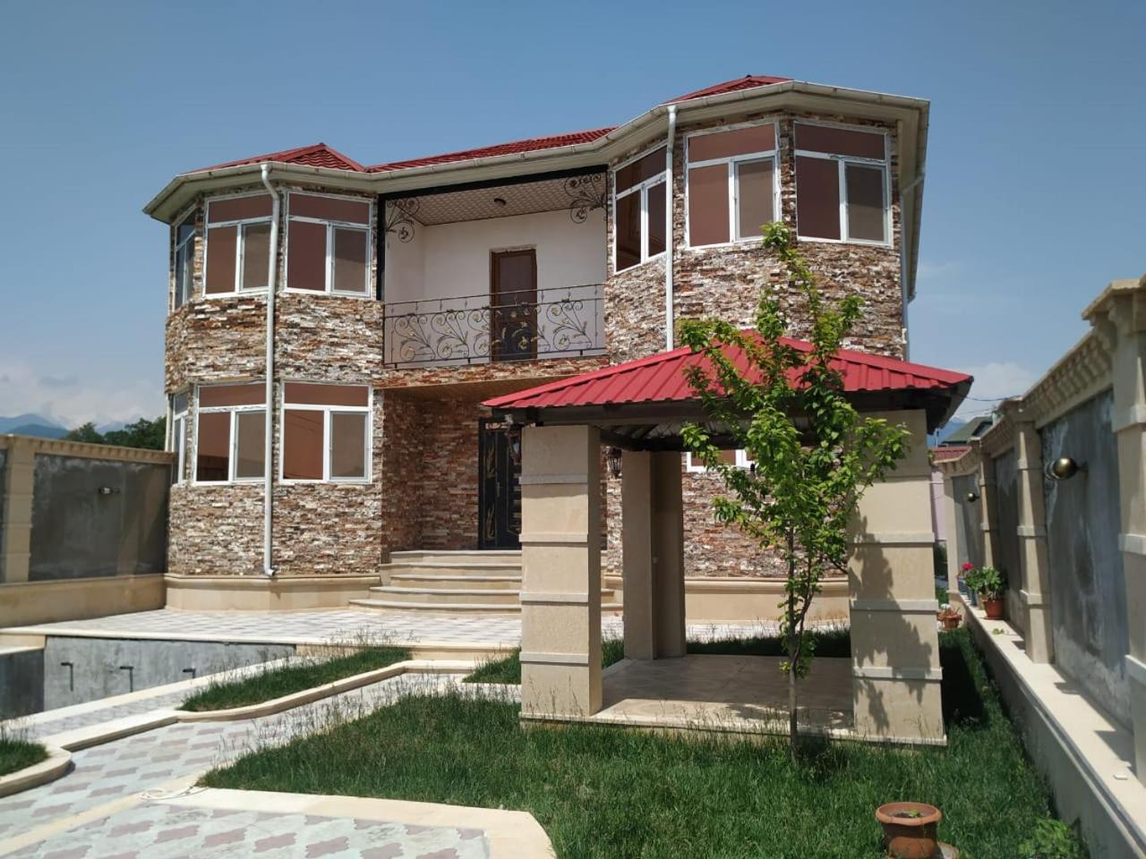 Golden Villa