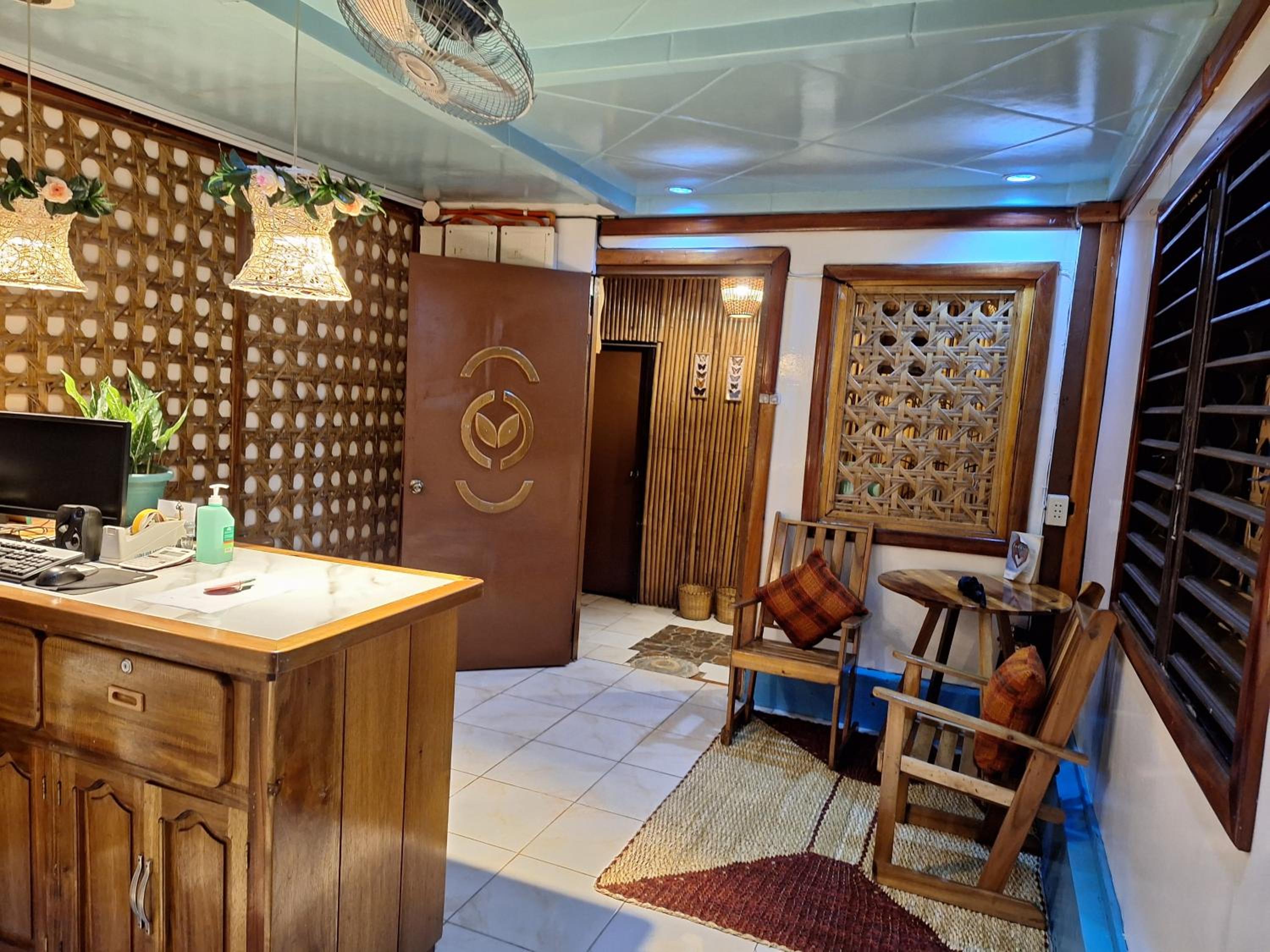 Balai Vivencio Hostel