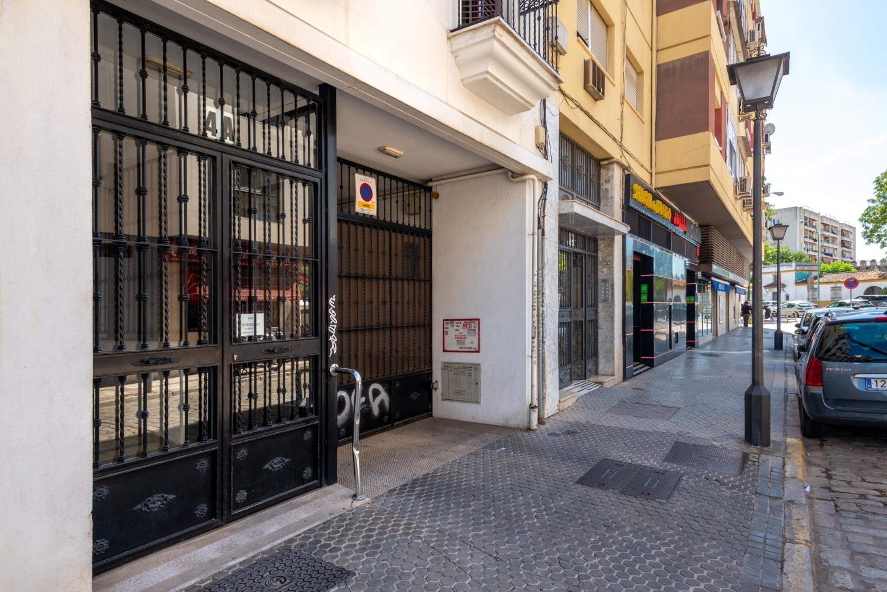 Modern Atico, Close Macarena/Sevilla center view 4