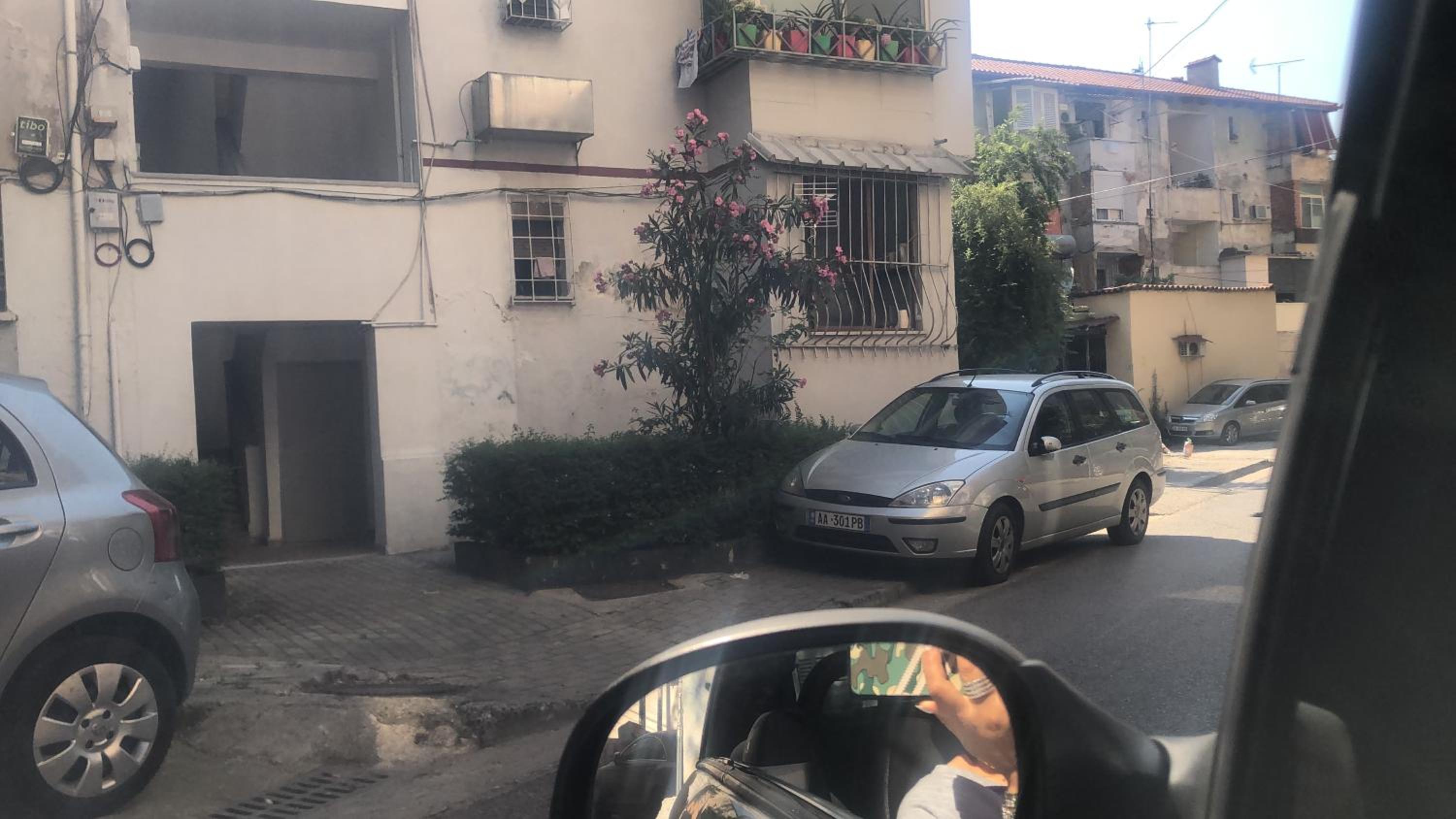 2 Bed-Room flat, 5 min walk from center