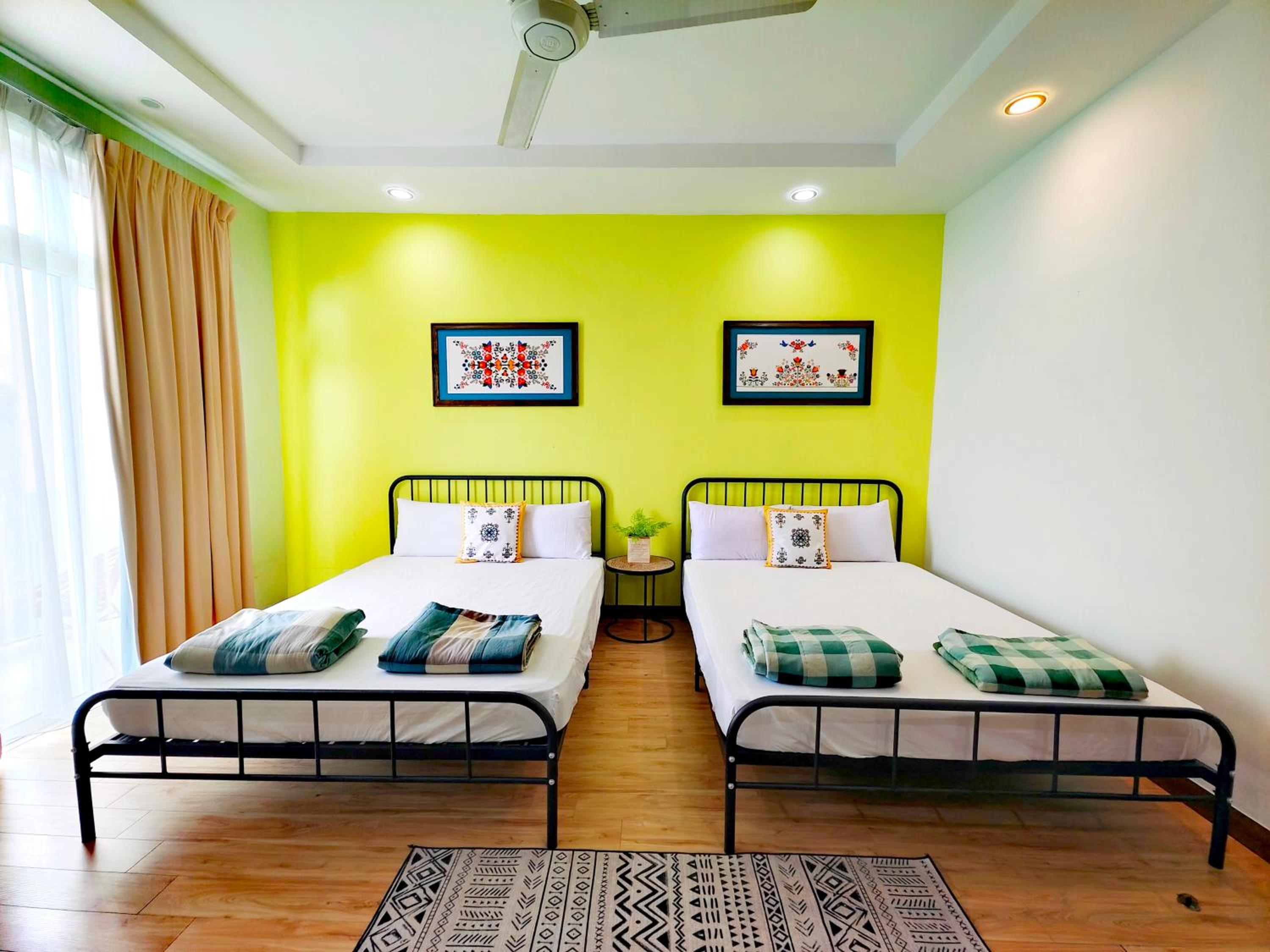 Ocean 19 Shamrock Beachfront Villa with BBQ photo 6