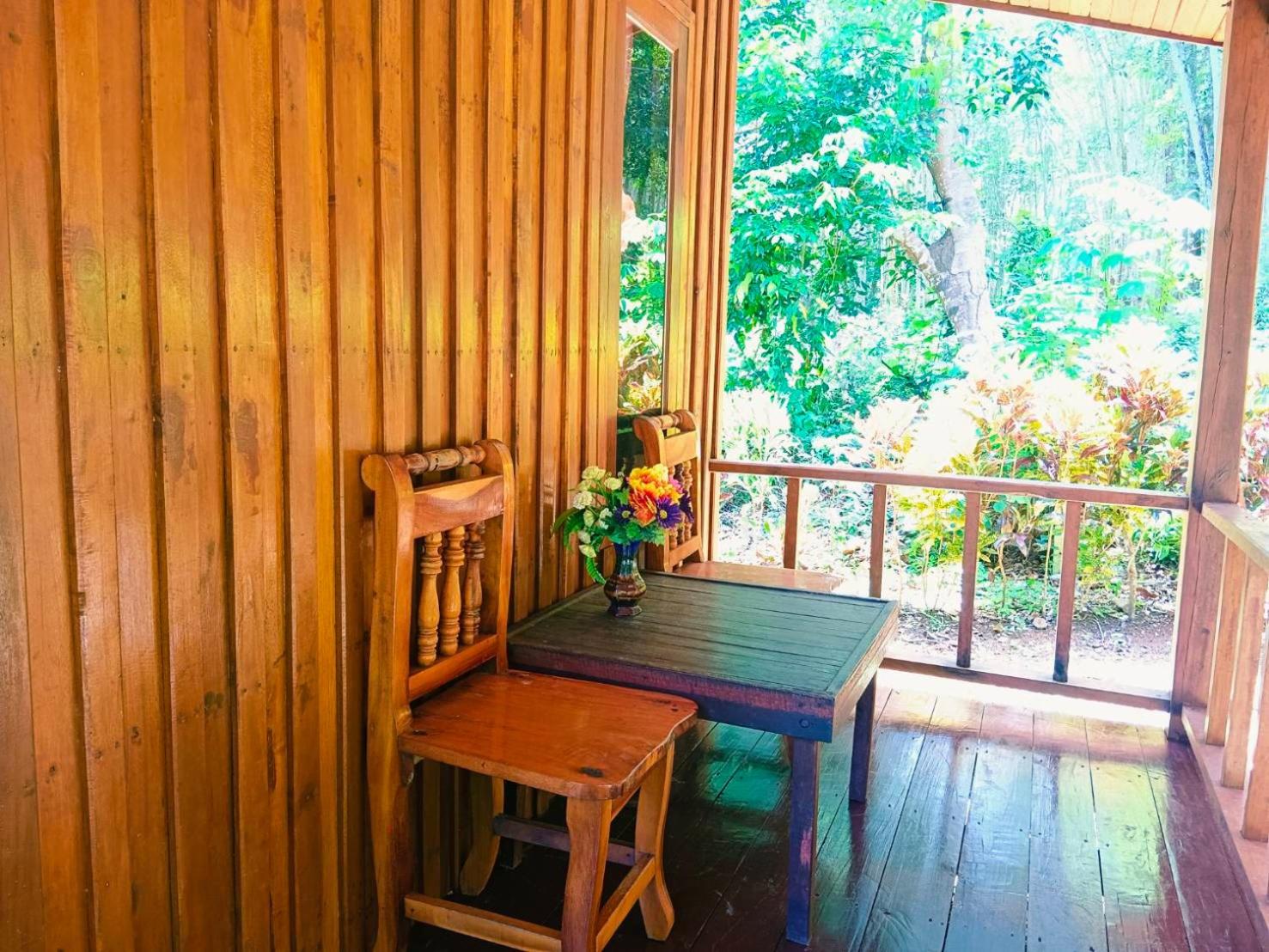 Lanta Maikeaw Bungalow