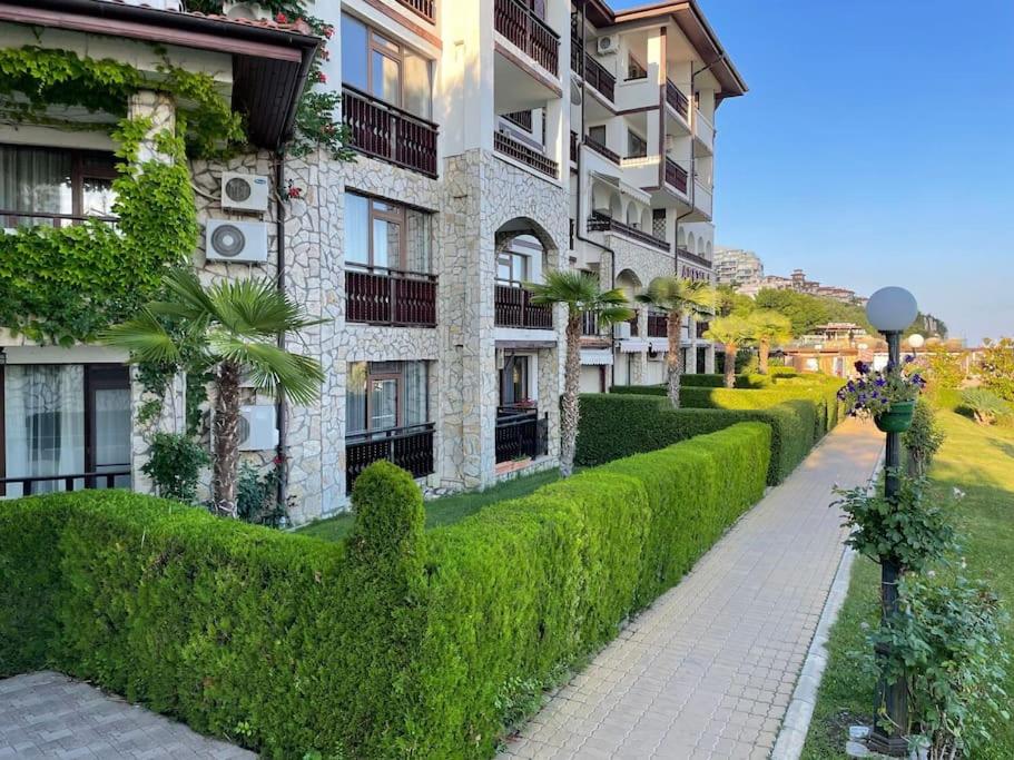 Apartment Marina Dinevi View