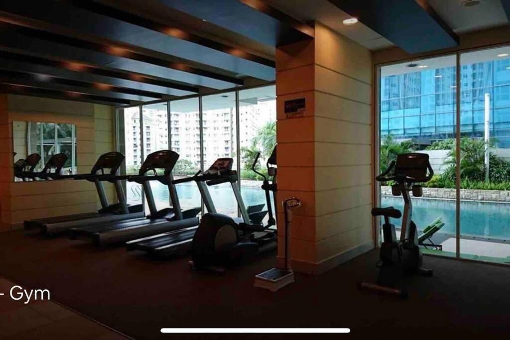 2 Bedroom Central Park Apt Tower Adaline (41st Floor) view 4