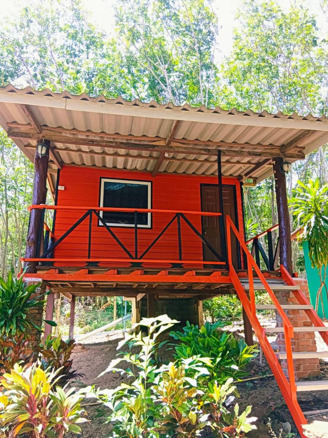 Lanta Maikeaw Bungalow