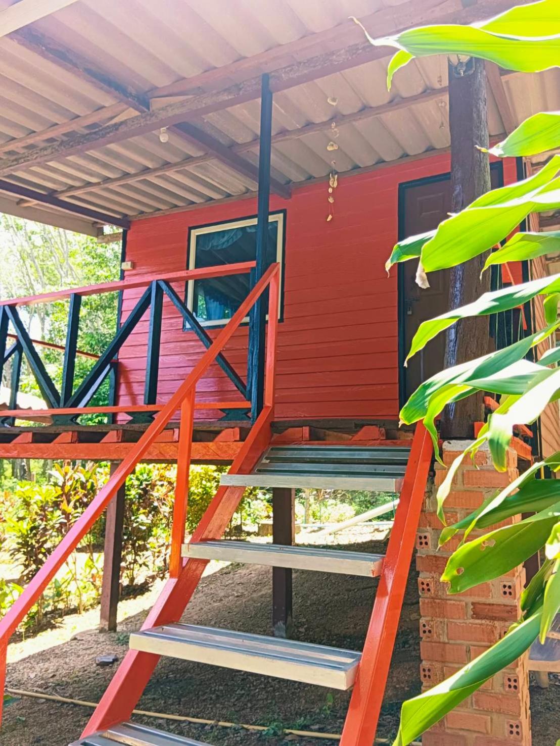 Lanta Maikeaw Bungalow