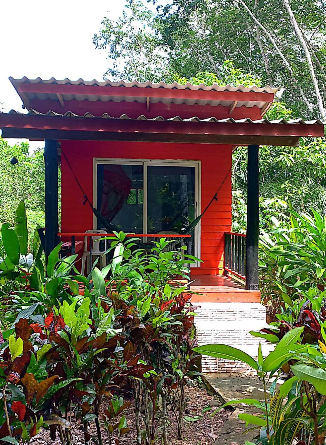 Lanta Maikeaw Bungalow