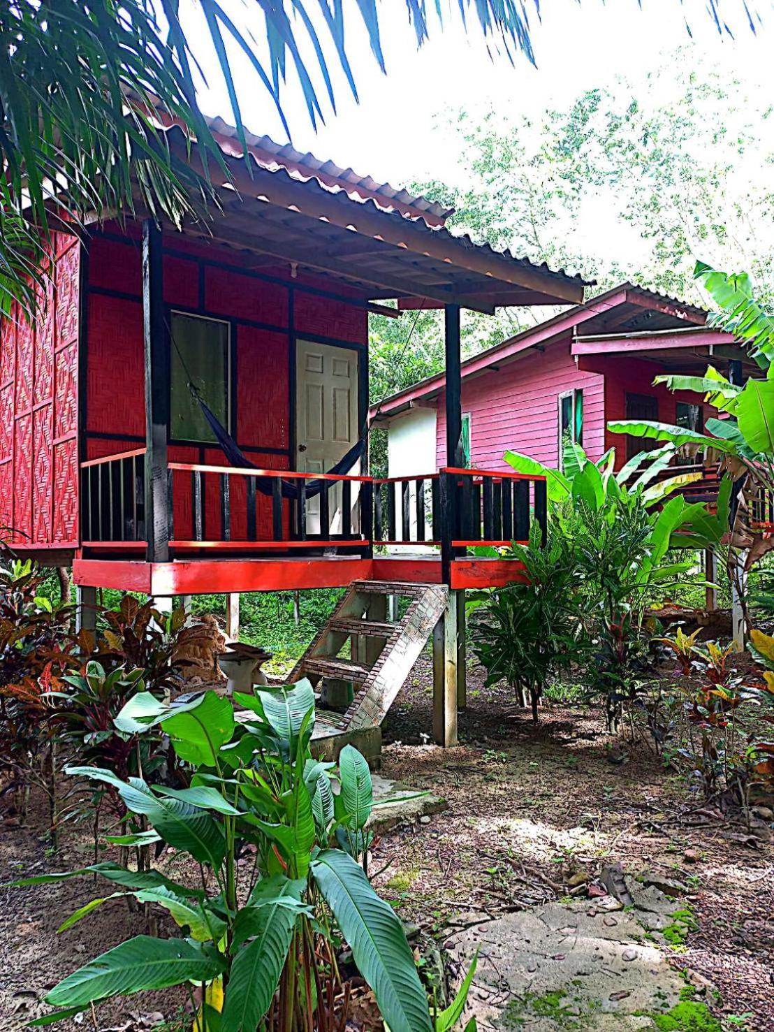 Lanta Maikeaw Bungalow