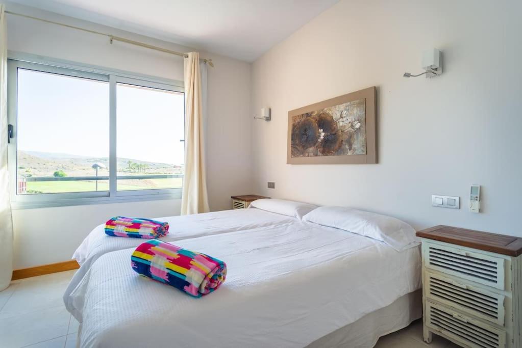 Villa Vista Golf Salobre - Maspalomas self-sufficient with pool heating