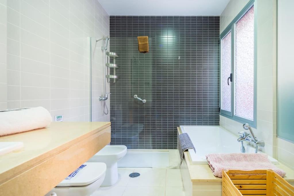 Villa Vista Golf Salobre - Maspalomas self-sufficient with pool heating