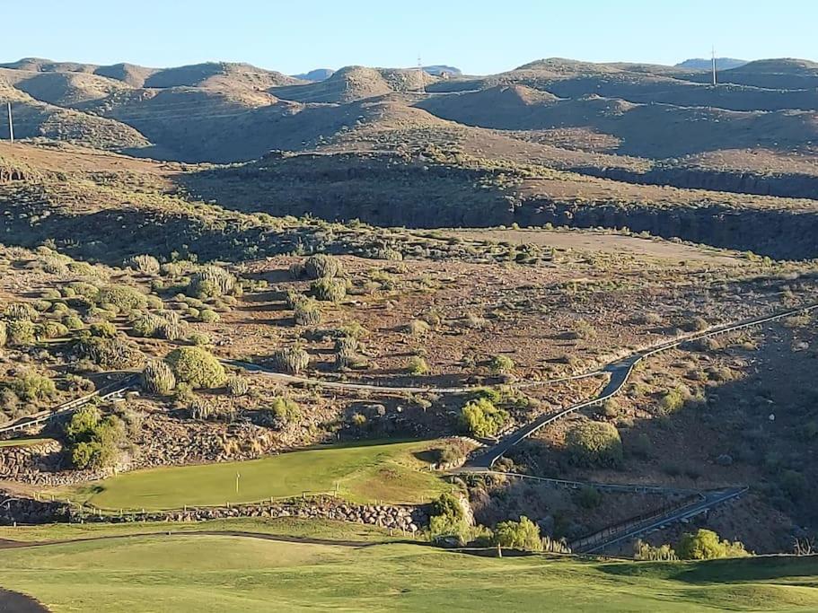 Villa Vista Golf Salobre - Maspalomas self-sufficient with pool heating