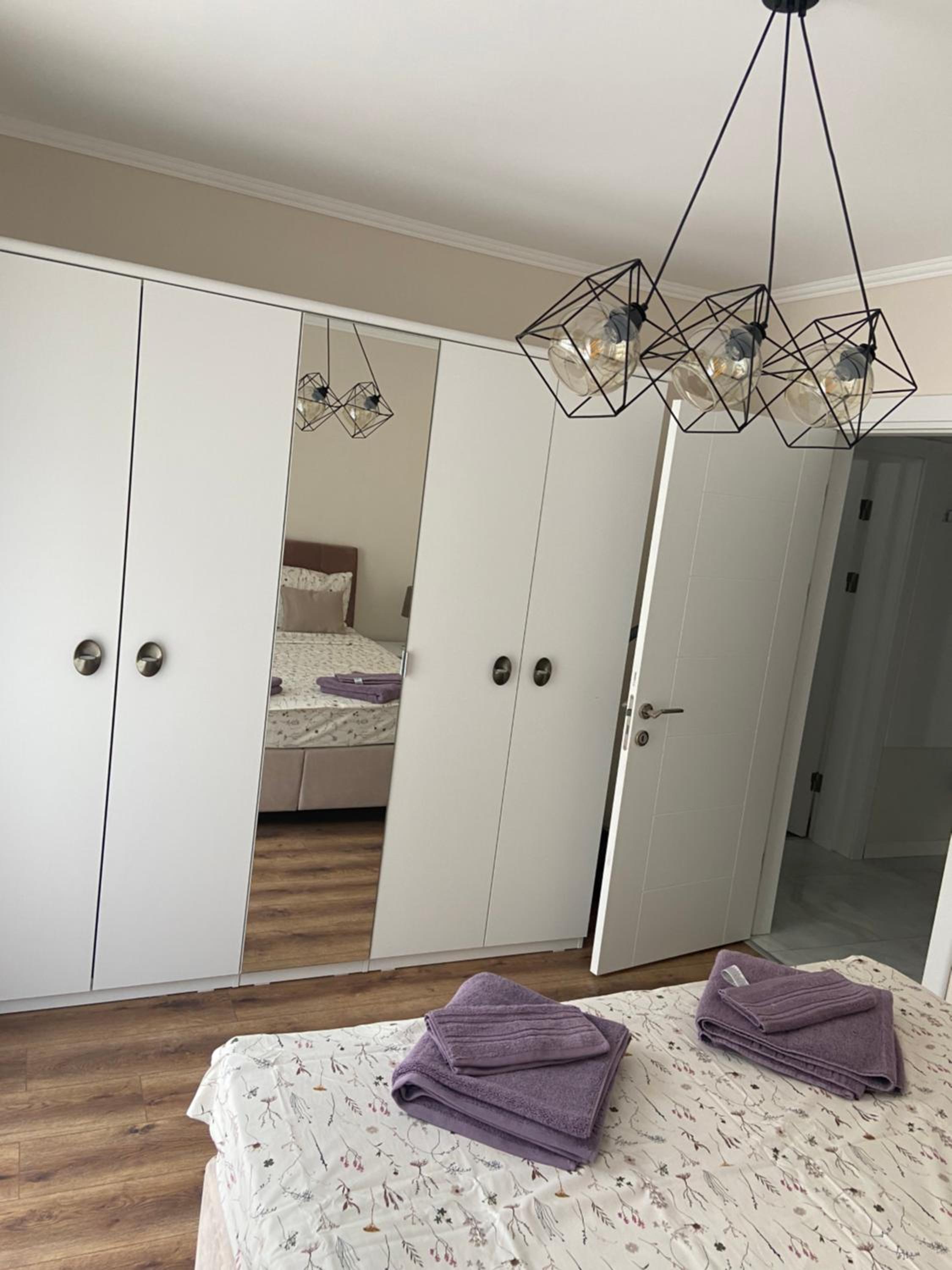 M&M Center Apartment with free parking