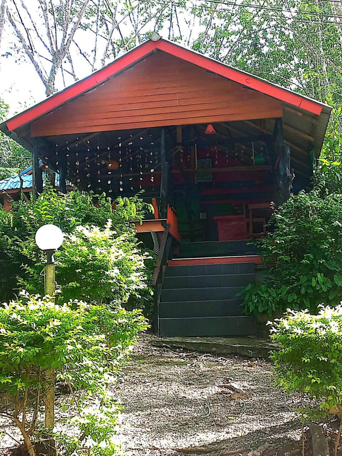 Lanta Maikeaw Bungalow