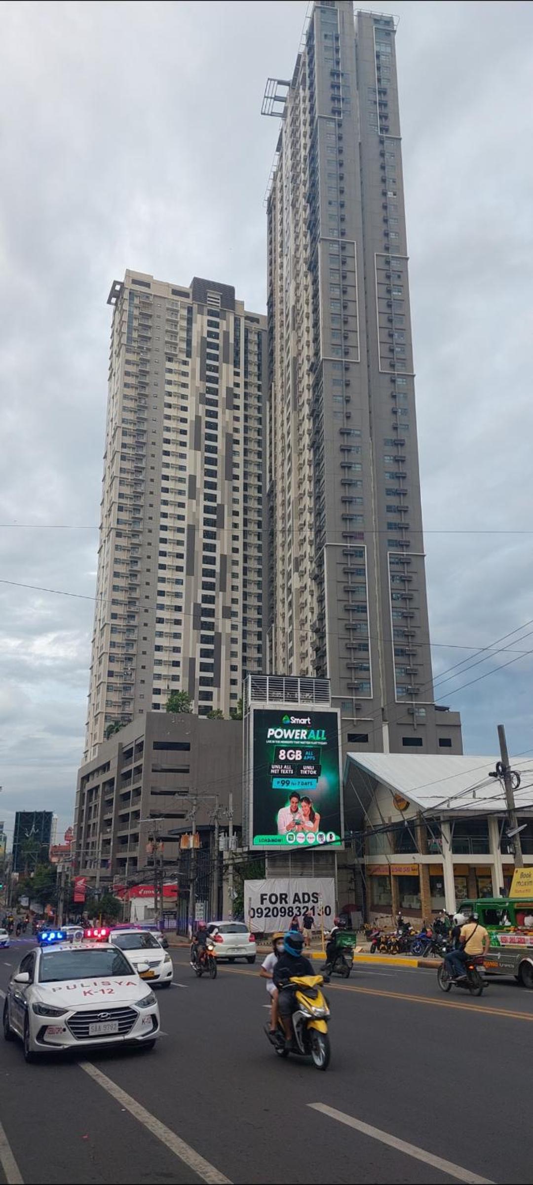 1 Bedroom RudRose Condo At Horizons 101 Cebu, City view 4